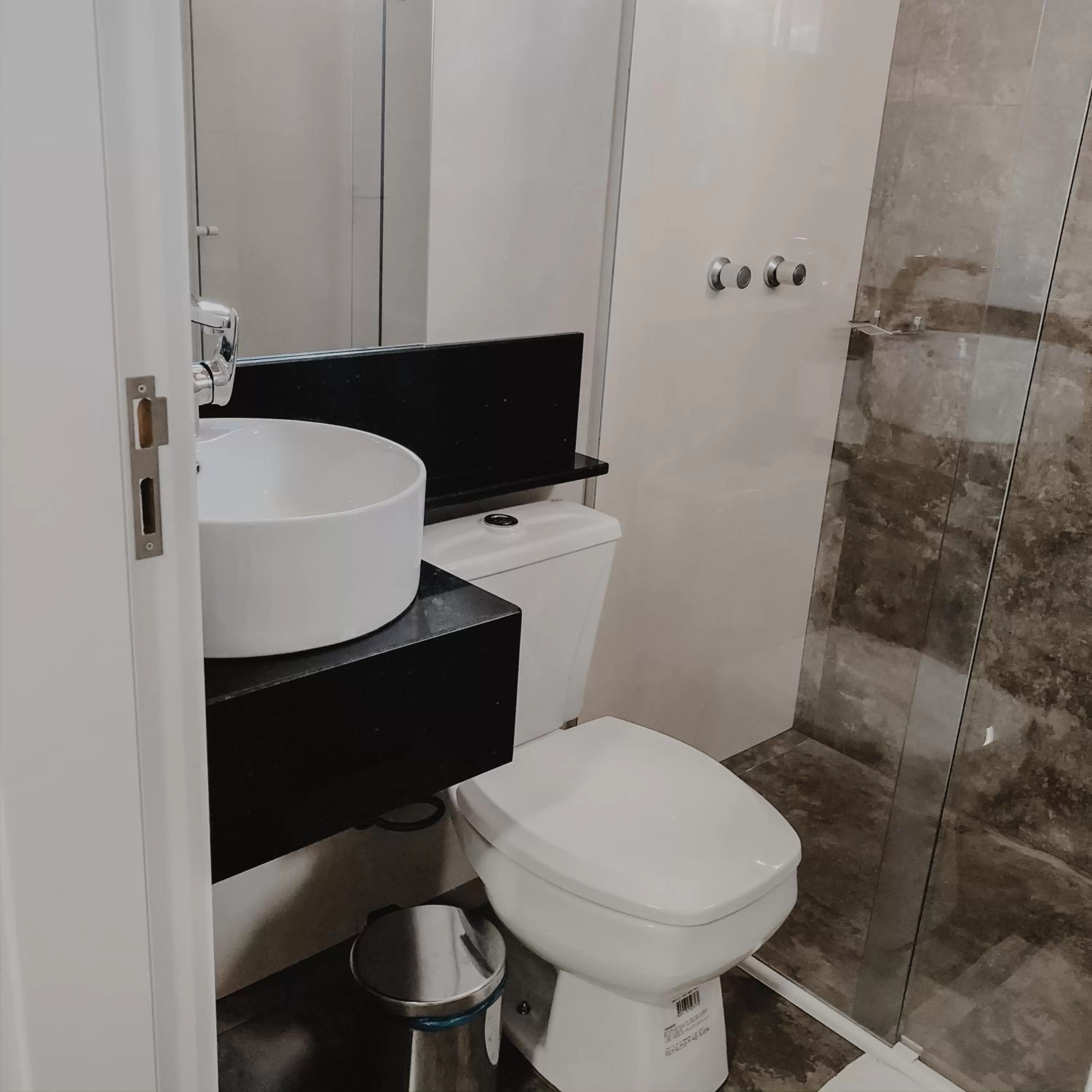 Bathroom in Petri Plaza Hotel