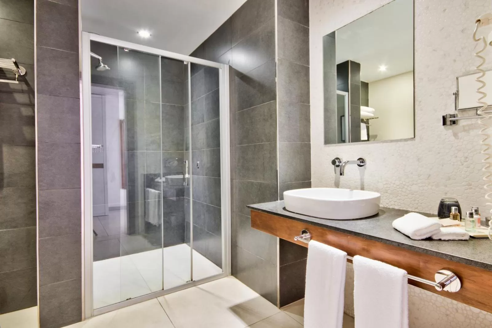 Bathroom in The George, Urban Boutique Hotel