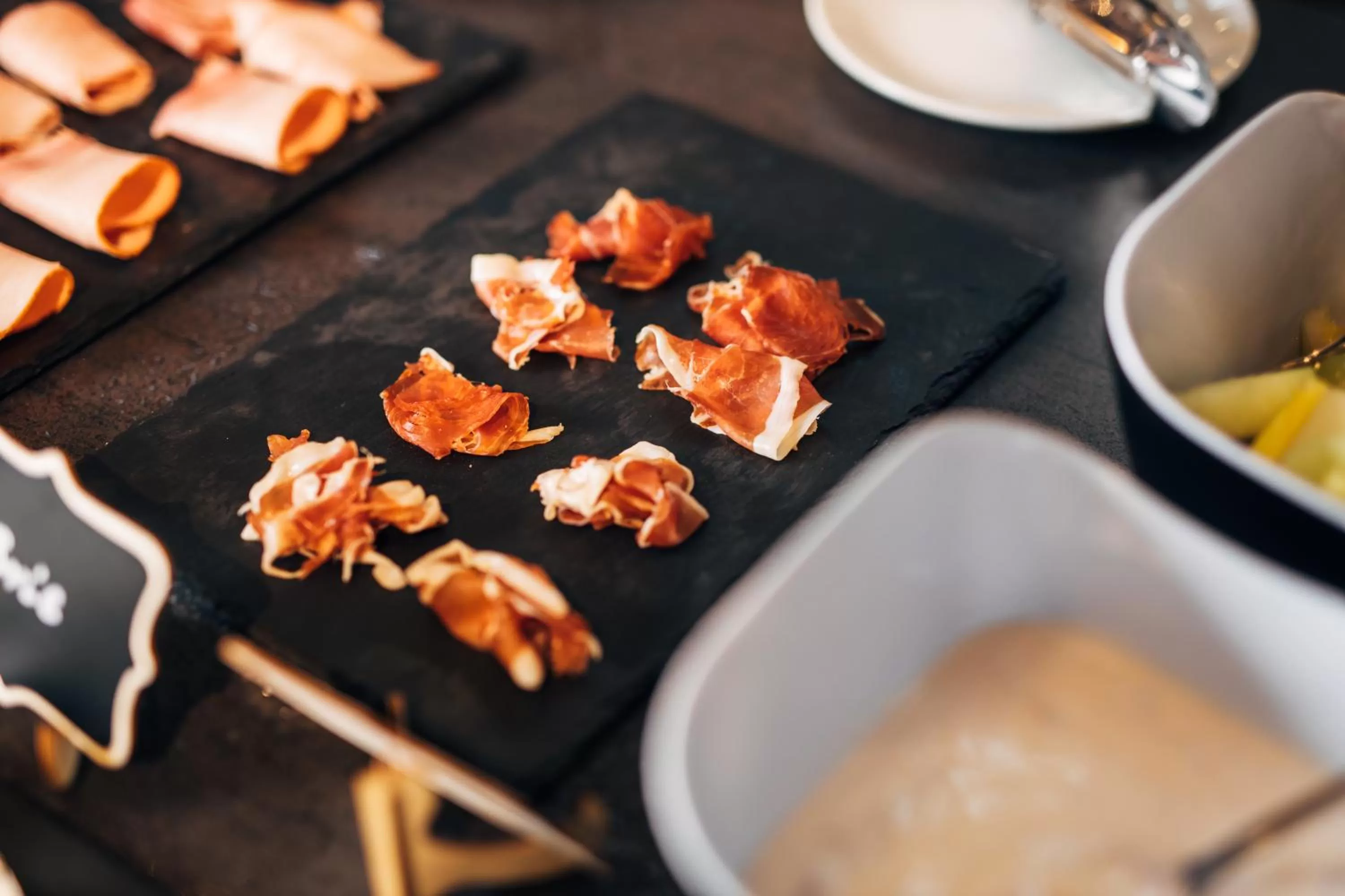 Breakfast in ibis Belfast City Centre