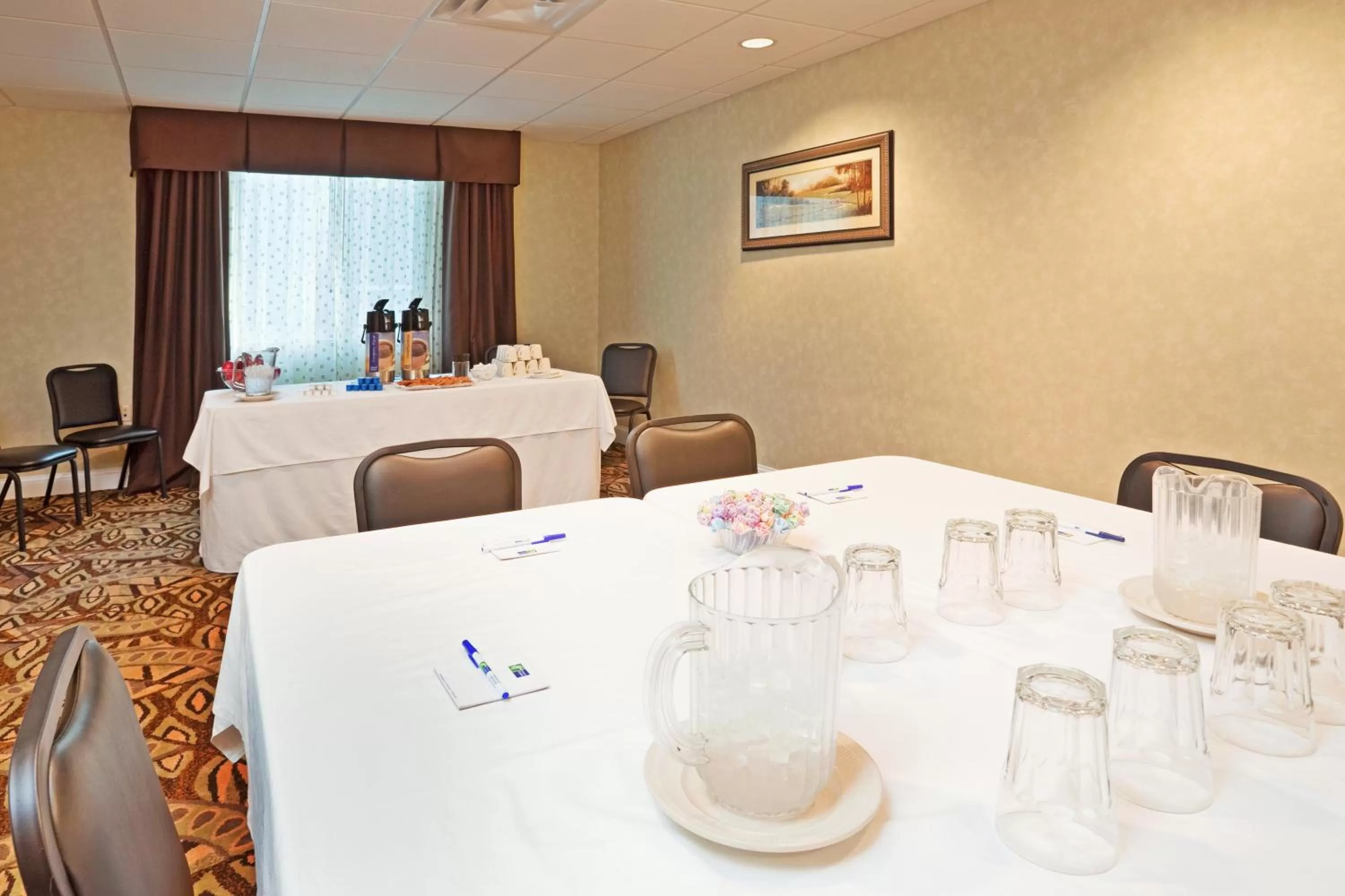 Meeting/conference room in Holiday Inn Express & Suites Southern Pines-Pinehurst Area by IHG