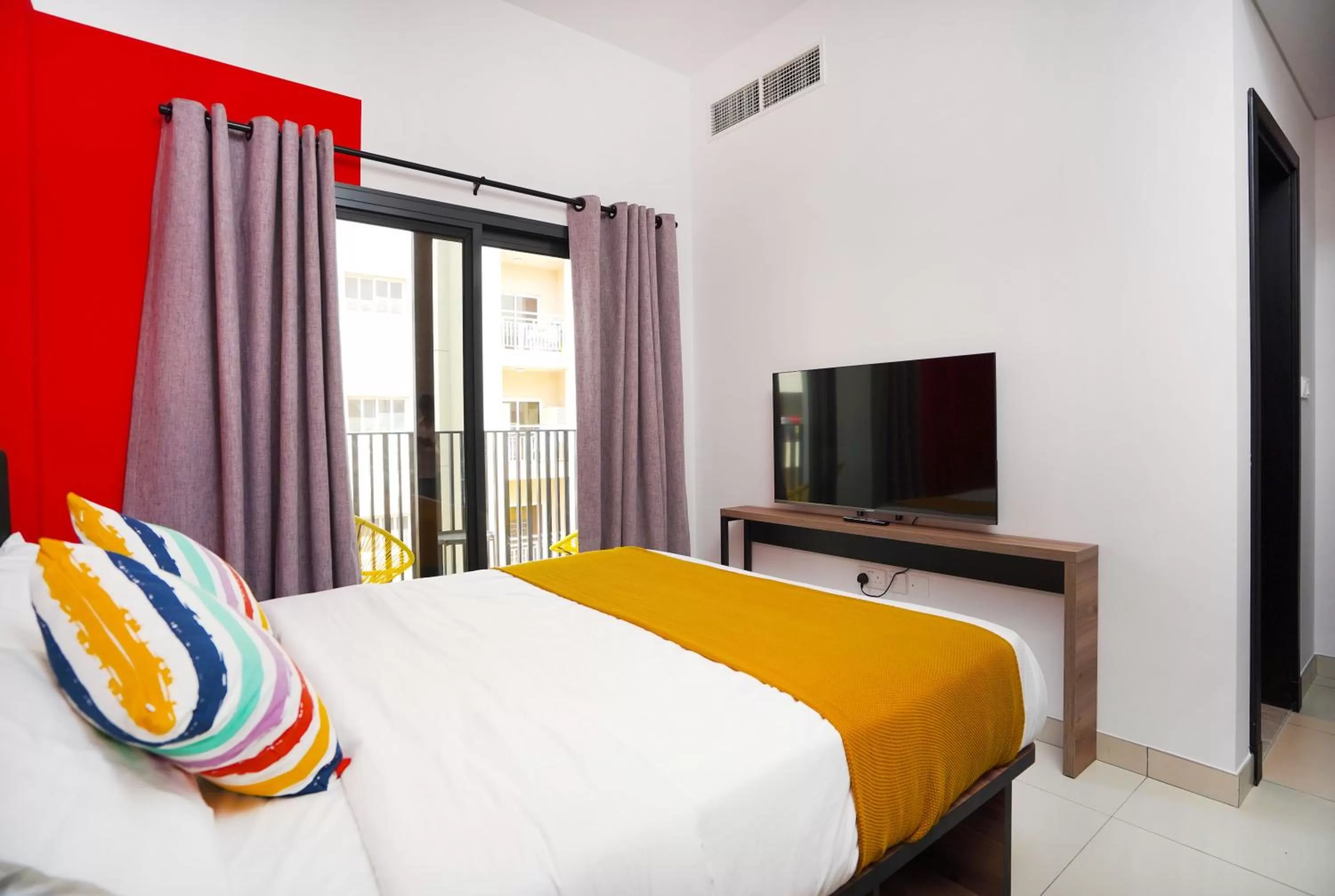 TV and multimedia, Bed in YouCo coliving Dubai
