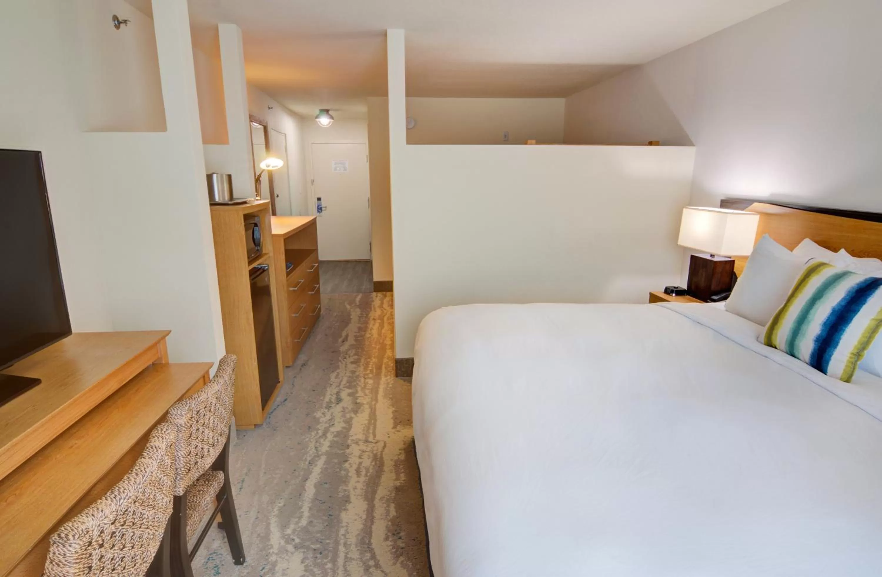 Other, Bed in Guy Harvey Resort on Saint Augustine Beach