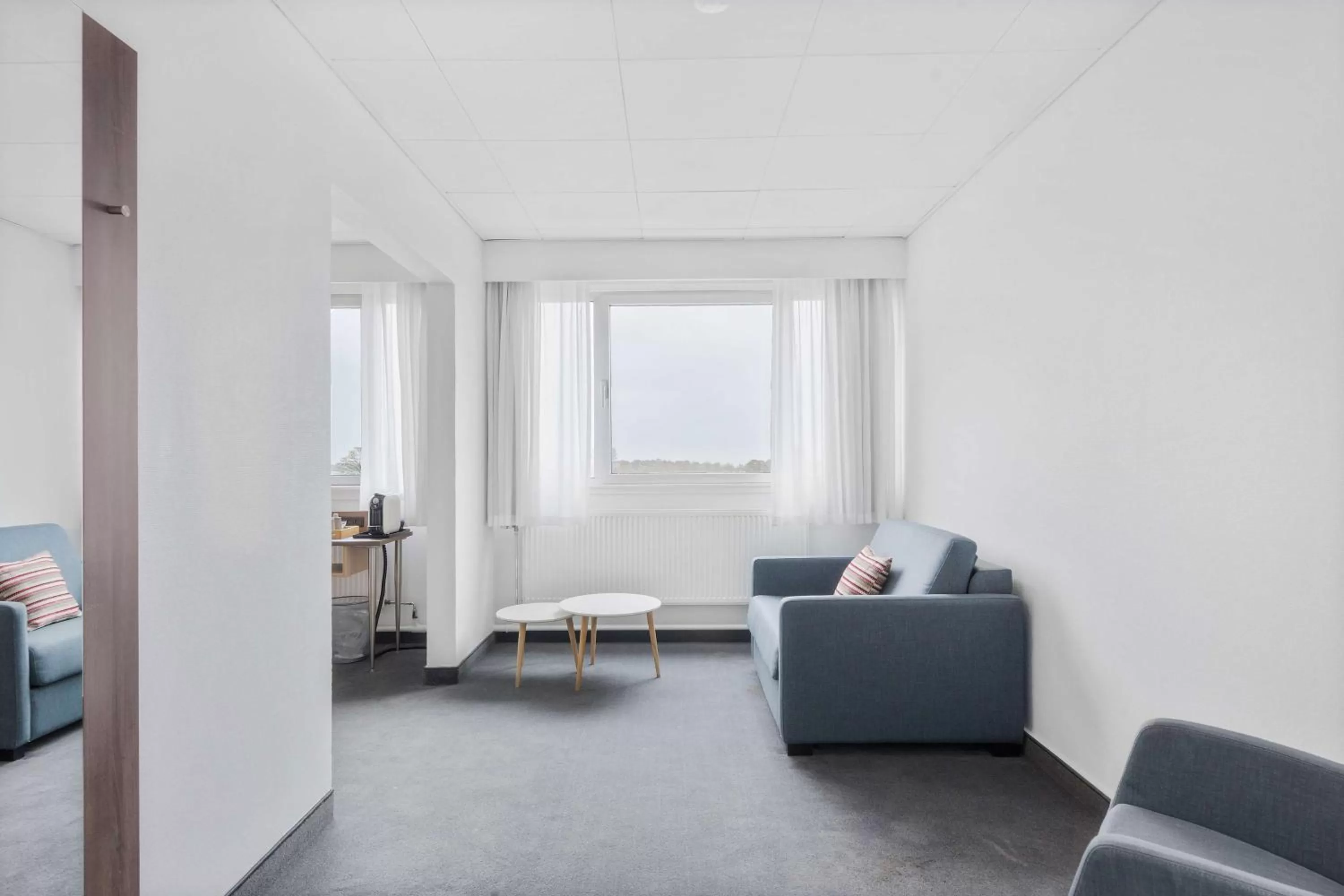 Bedroom in Best Western Plus Airport Hotel