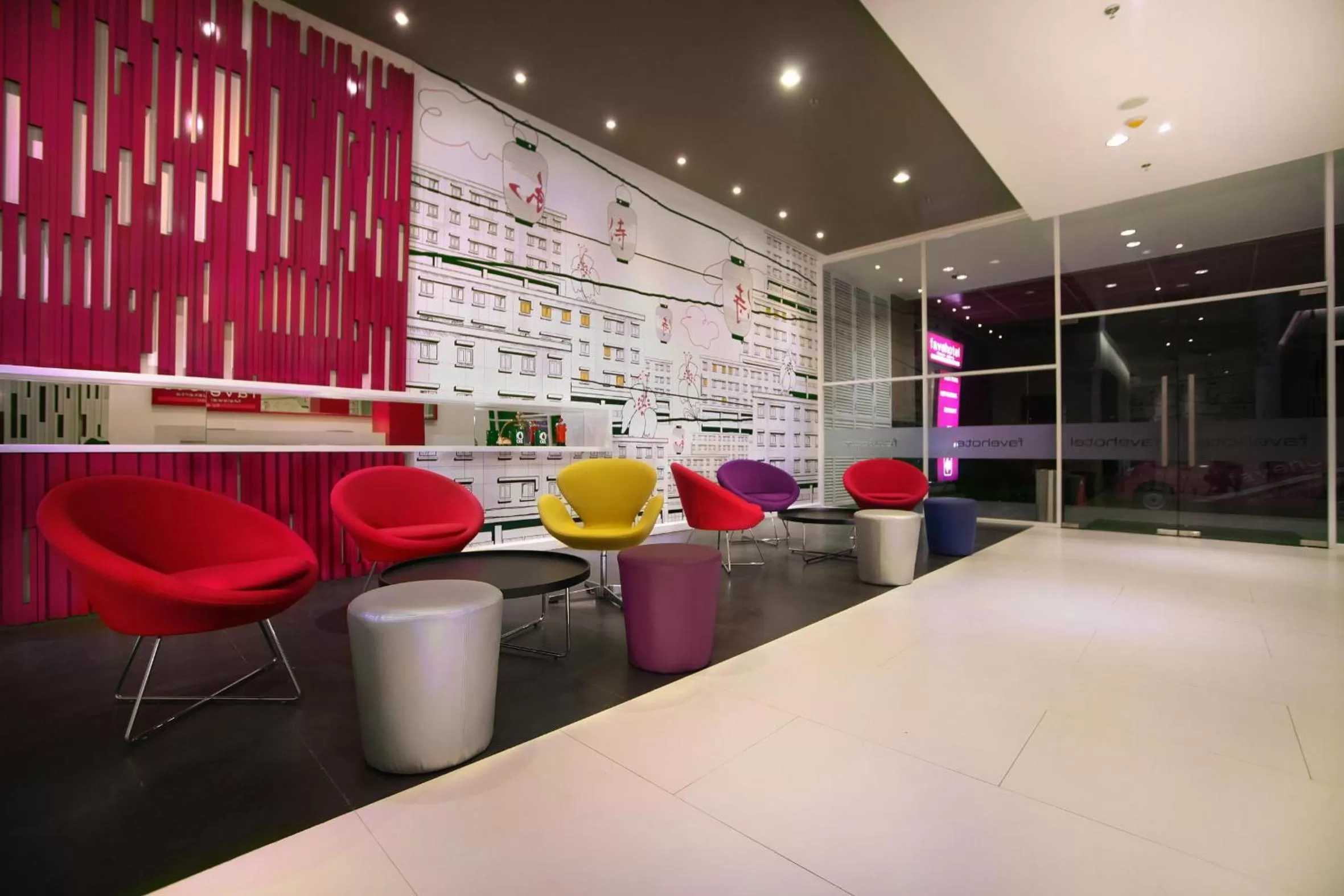Lobby or reception in favehotel Melawai