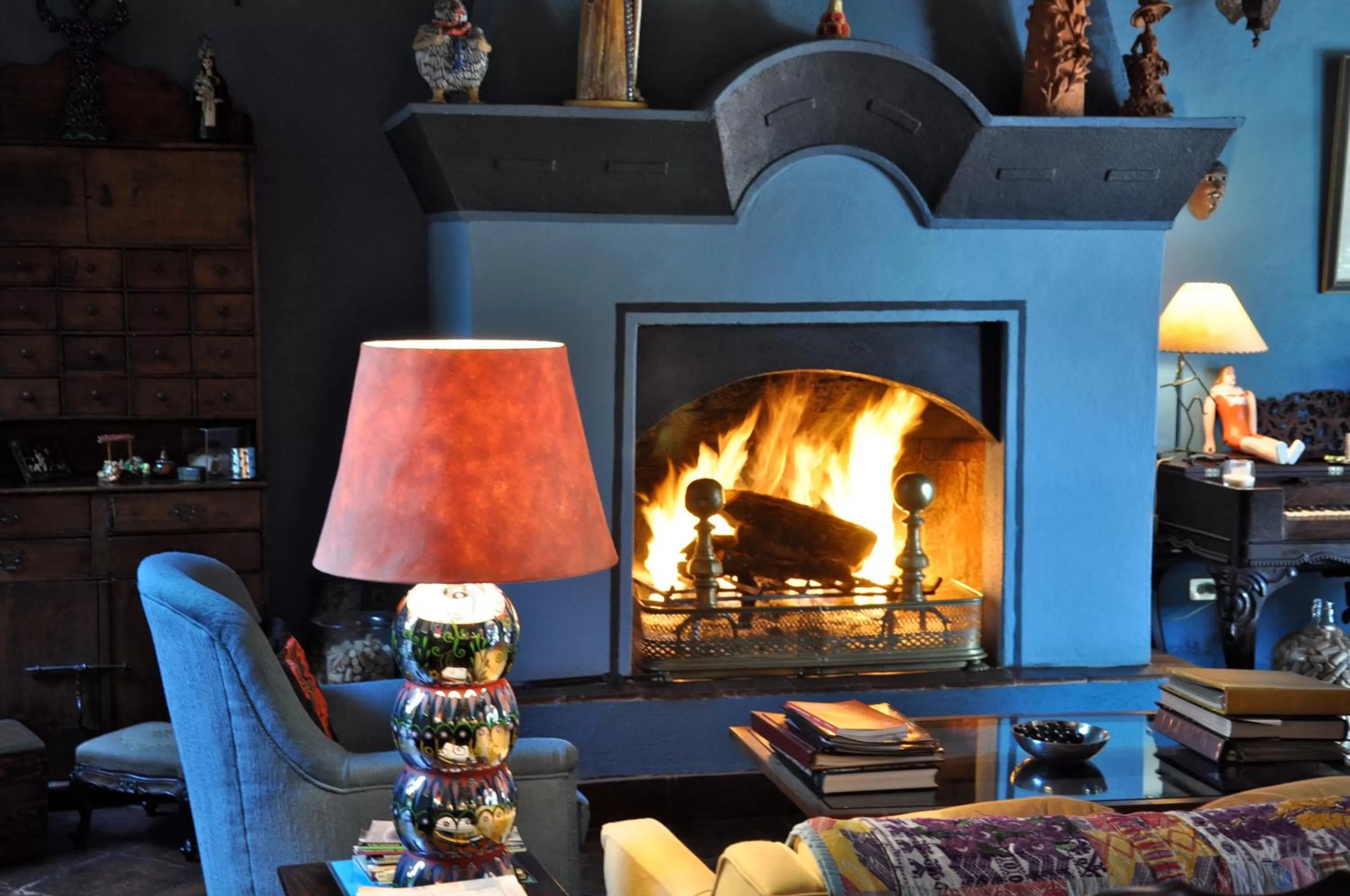 Communal lounge/ TV room in Casa de la Cuesta B&B