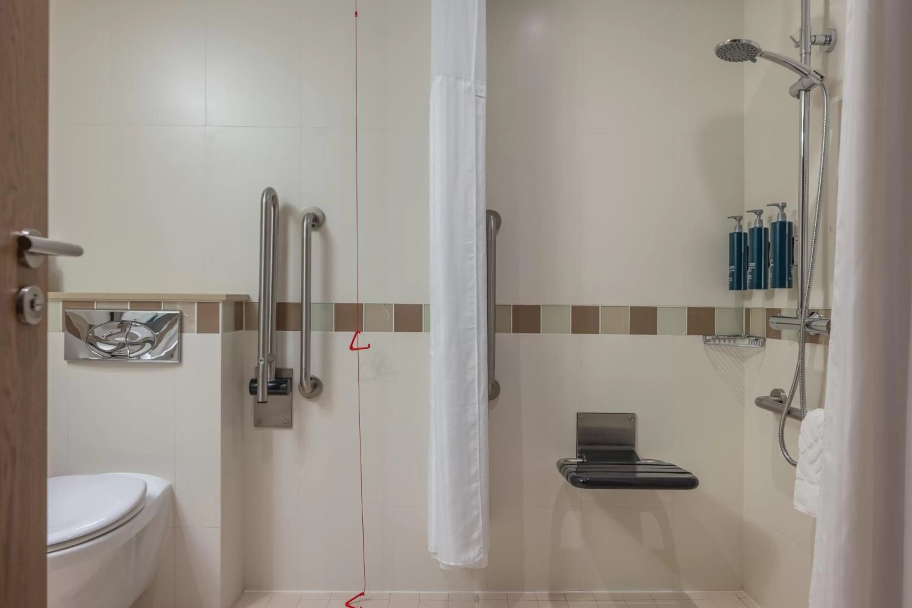 Shower in Hilton Dublin Kilmainham