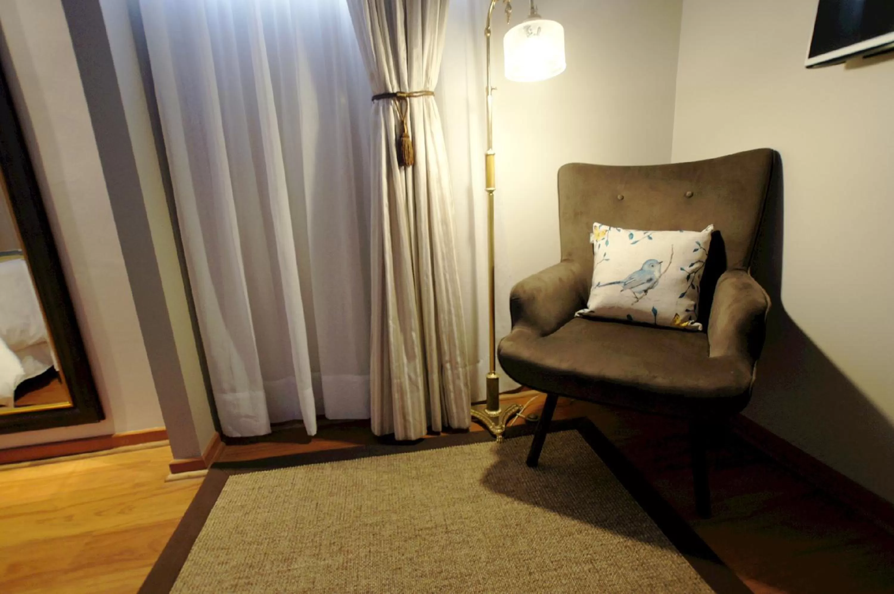 Seating area in Quiral Hotel Boutique