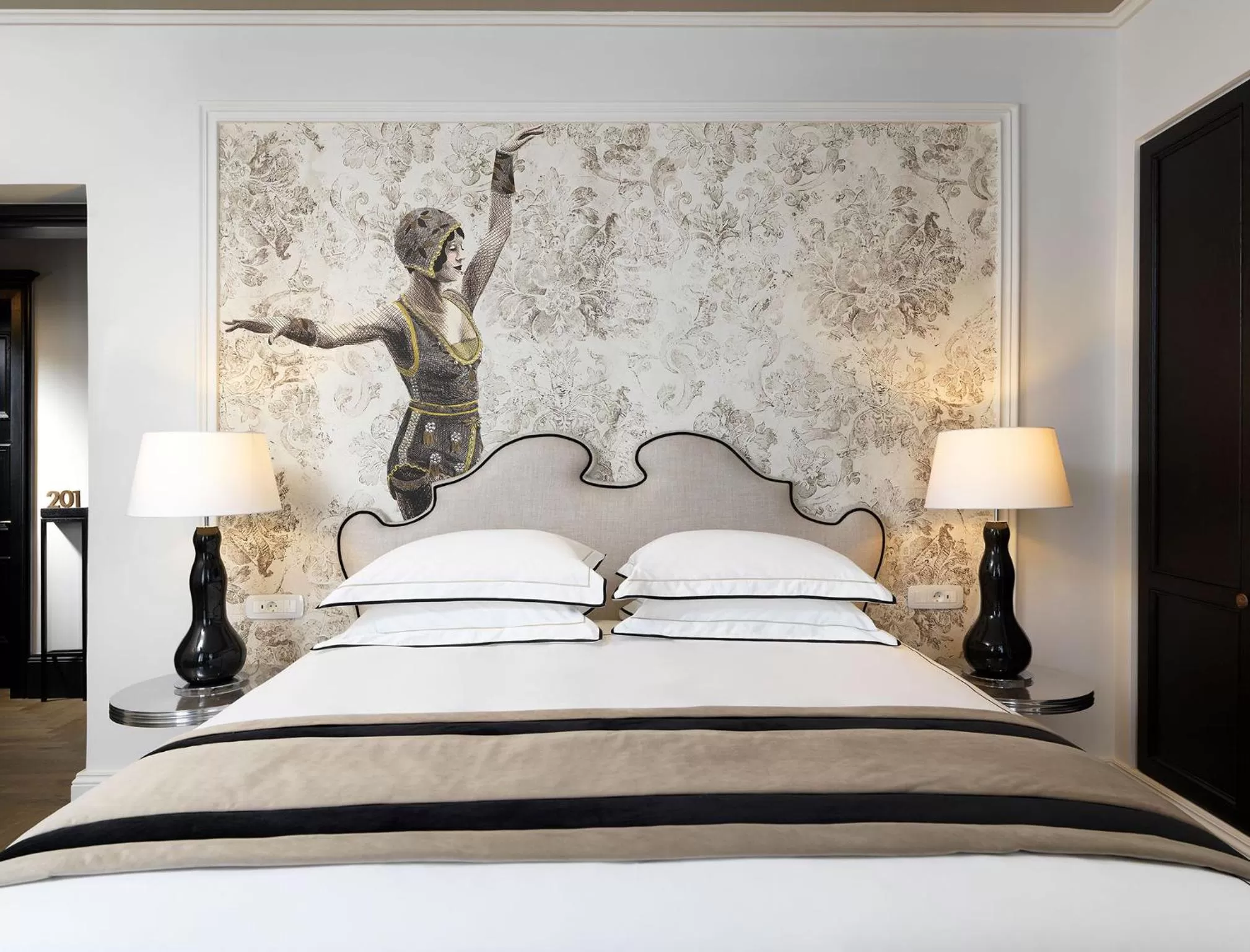 Bed in Albergo Gelsomino