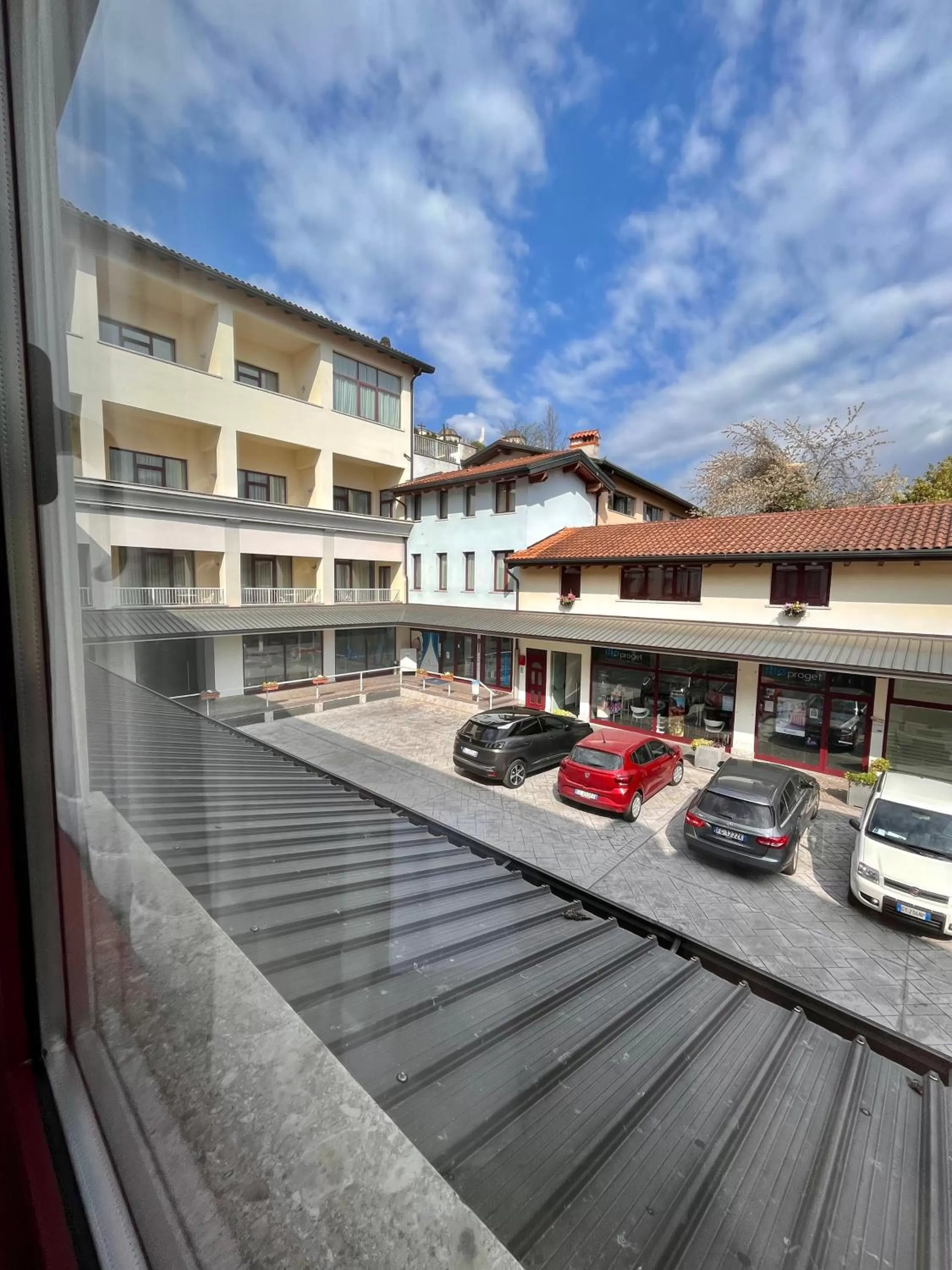 Property building in Hotel Lovere Resort & Spa