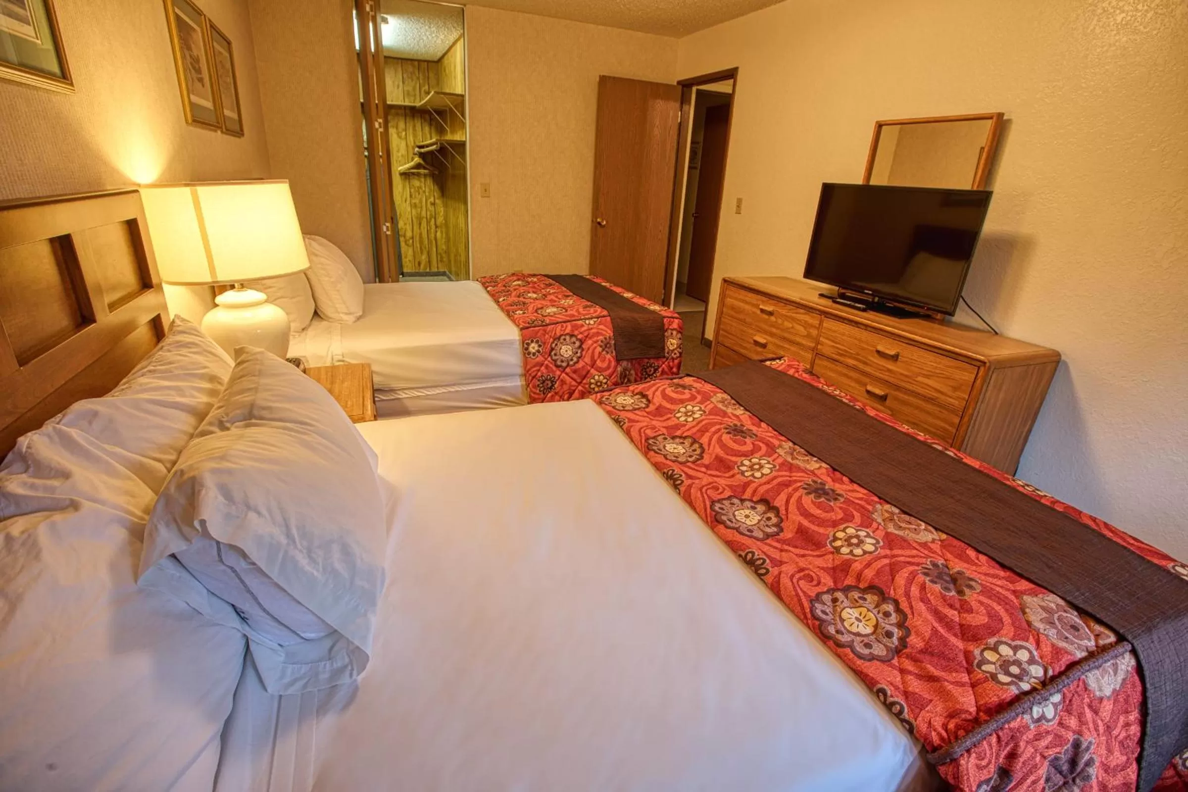 Bed in Wedgewood Resort