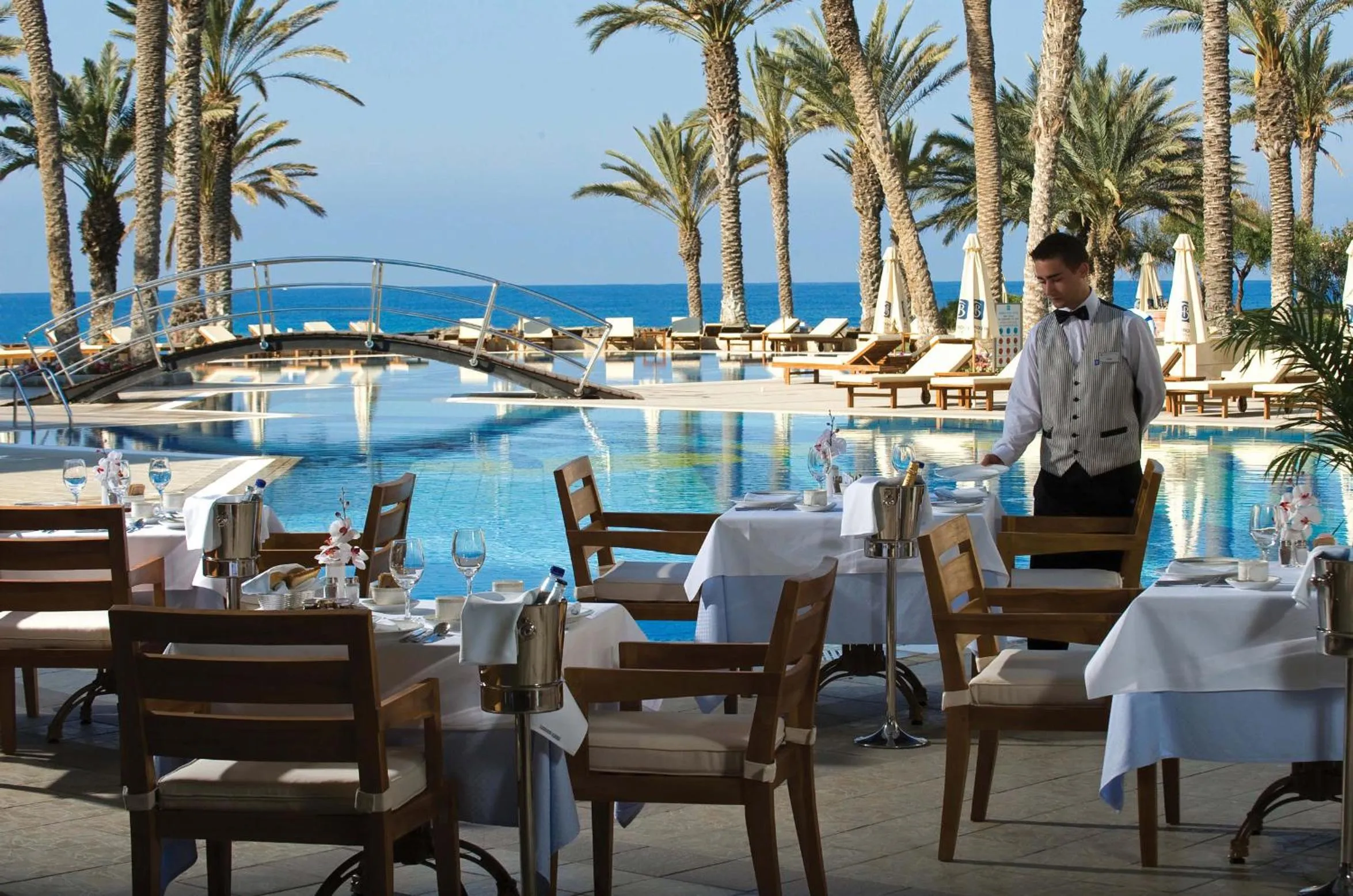 Restaurant/places to eat in Constantinou Bros Asimina Suites Hotel
