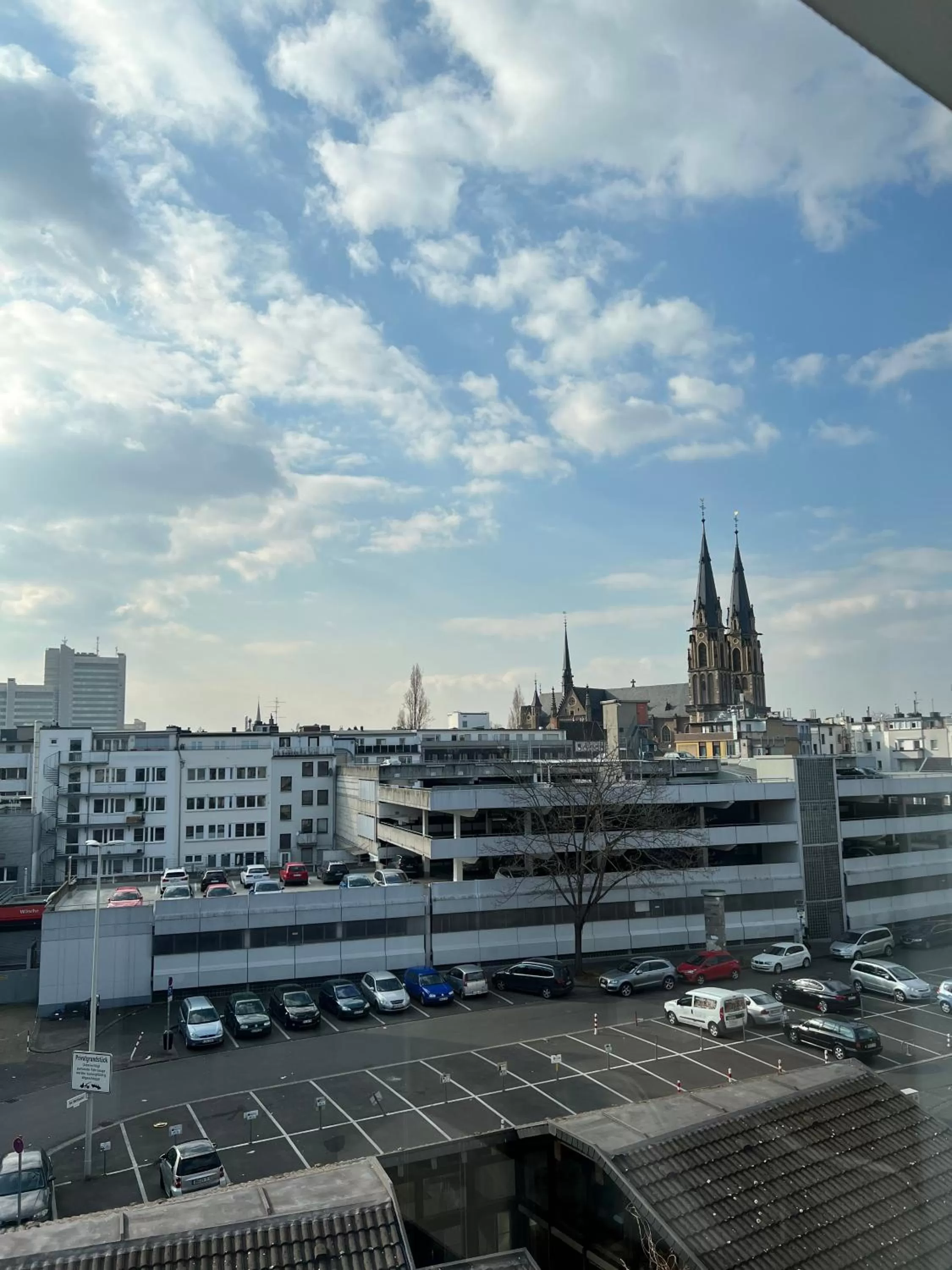 City view in Hotel 83