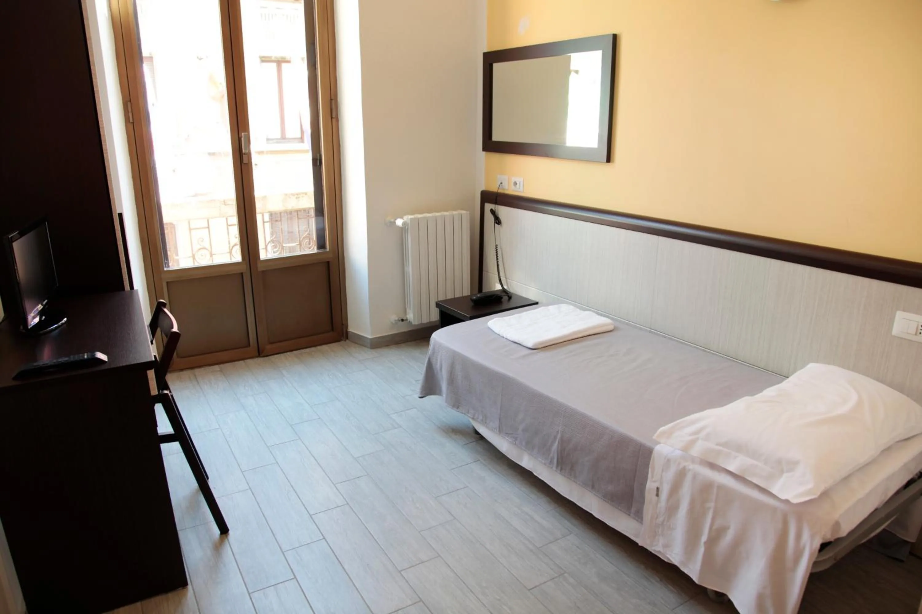 Bedroom, Bed in HOTEL Poma