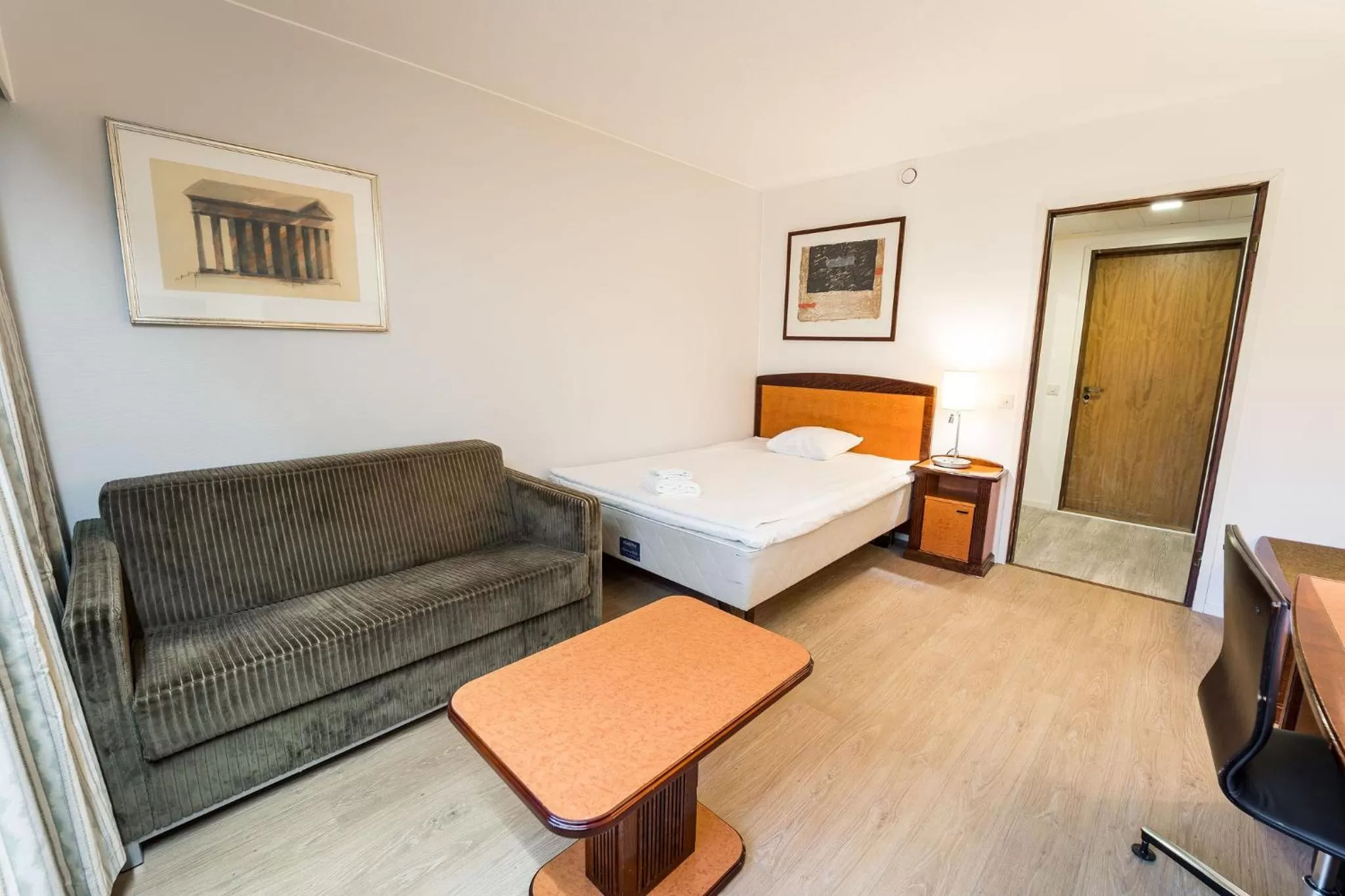 Photo of the whole room, Bed in Budget Hotel Raahe