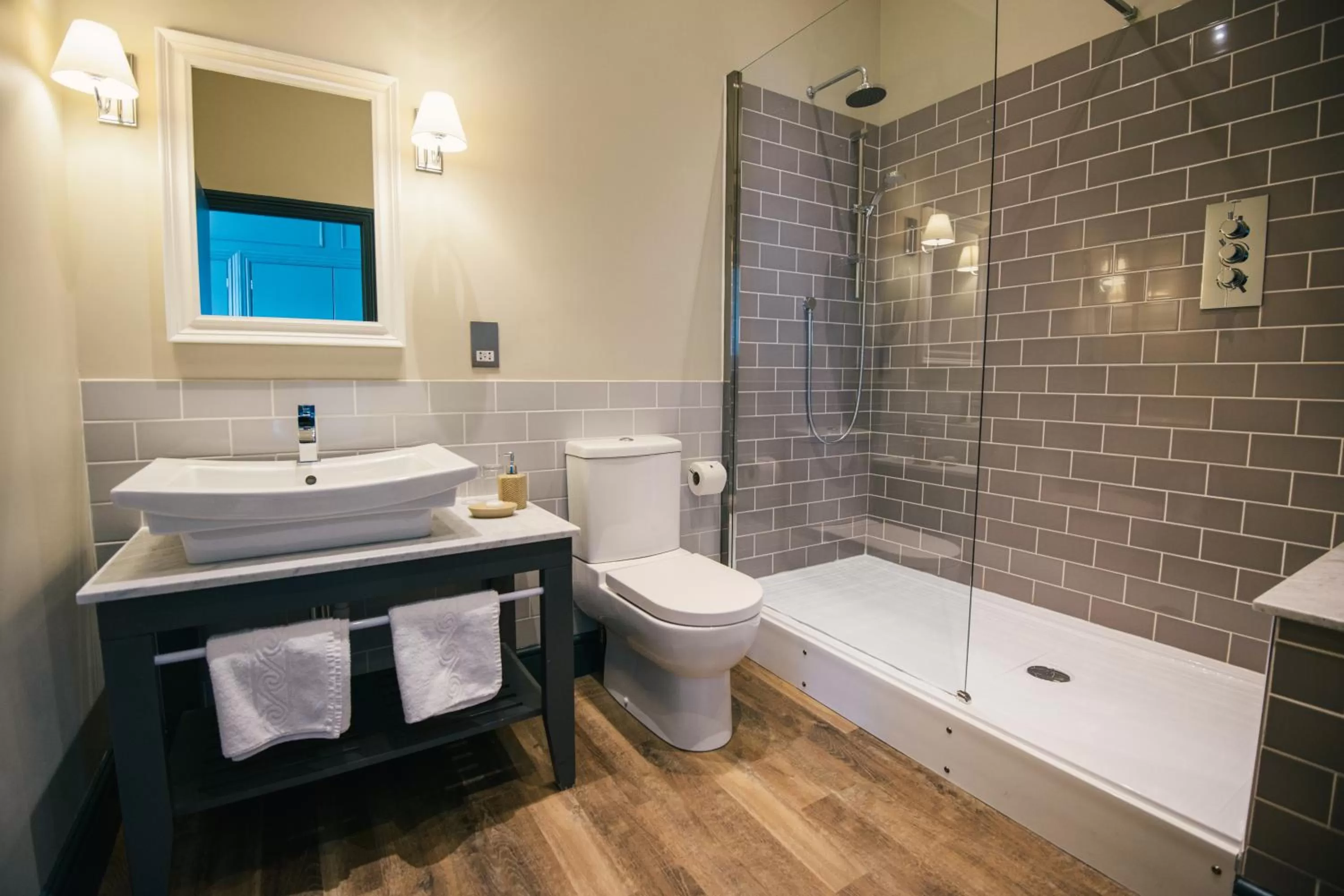 Bathroom in Greenbank Hotel