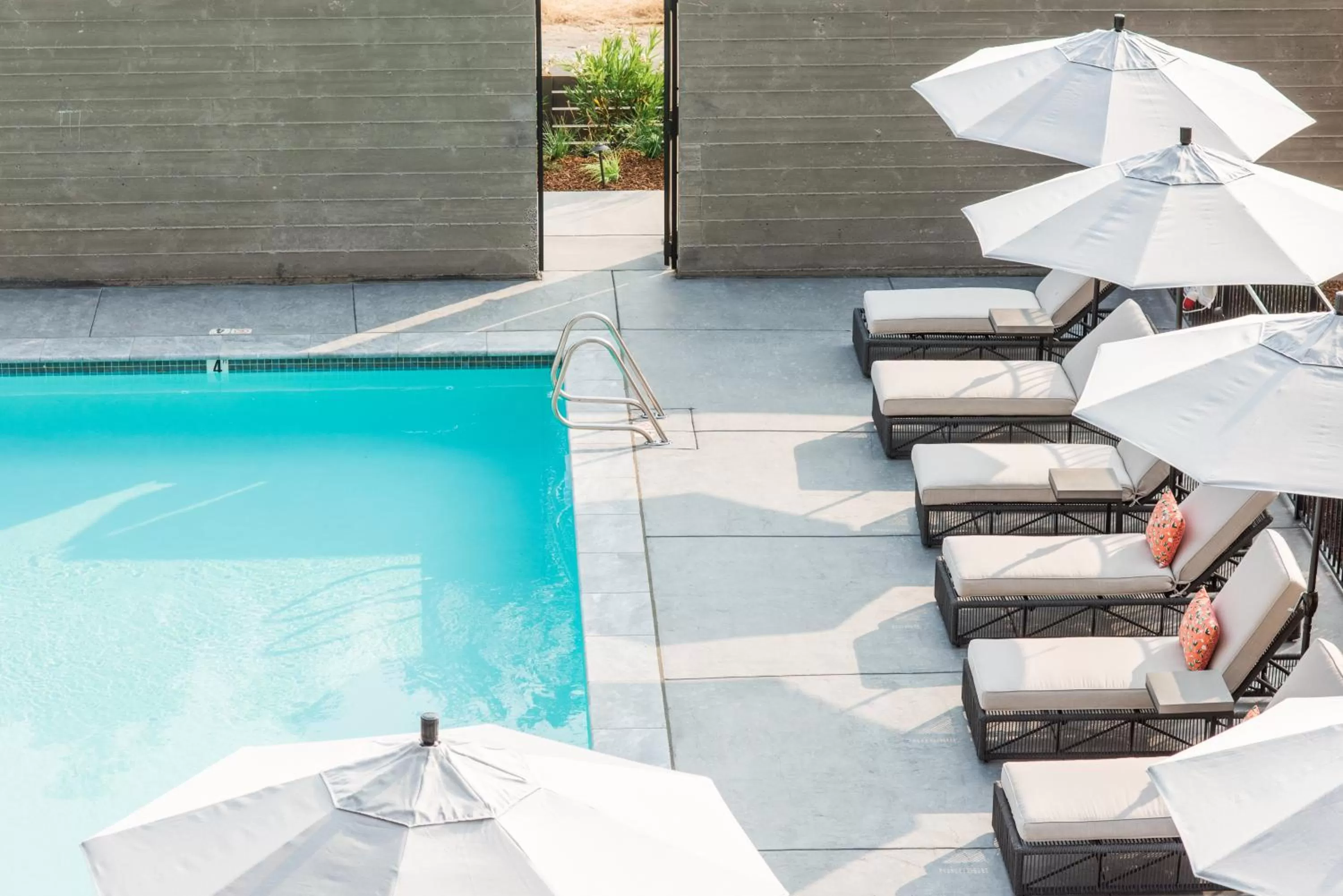 Swimming pool in Olea Hotel
