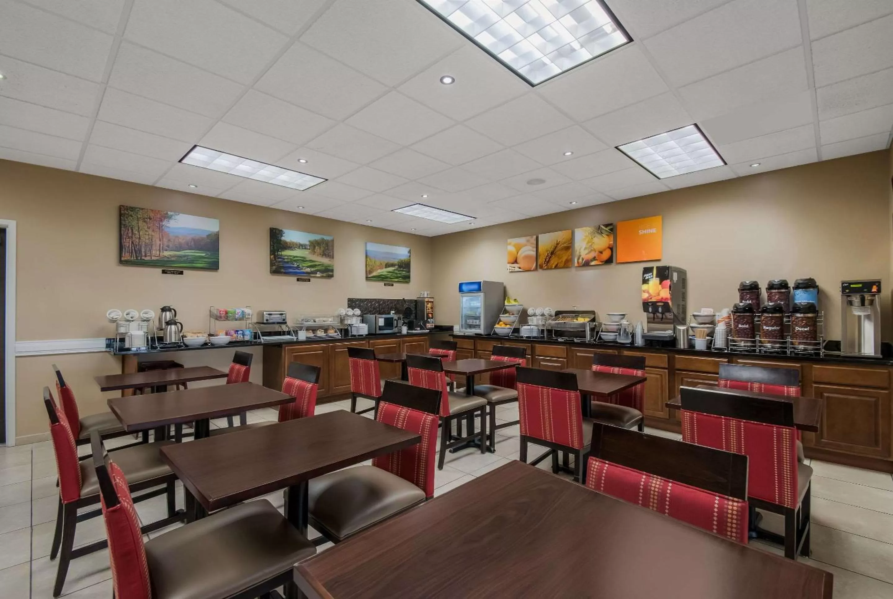 Breakfast in Comfort Inn & Suites Barnesville - Frackville