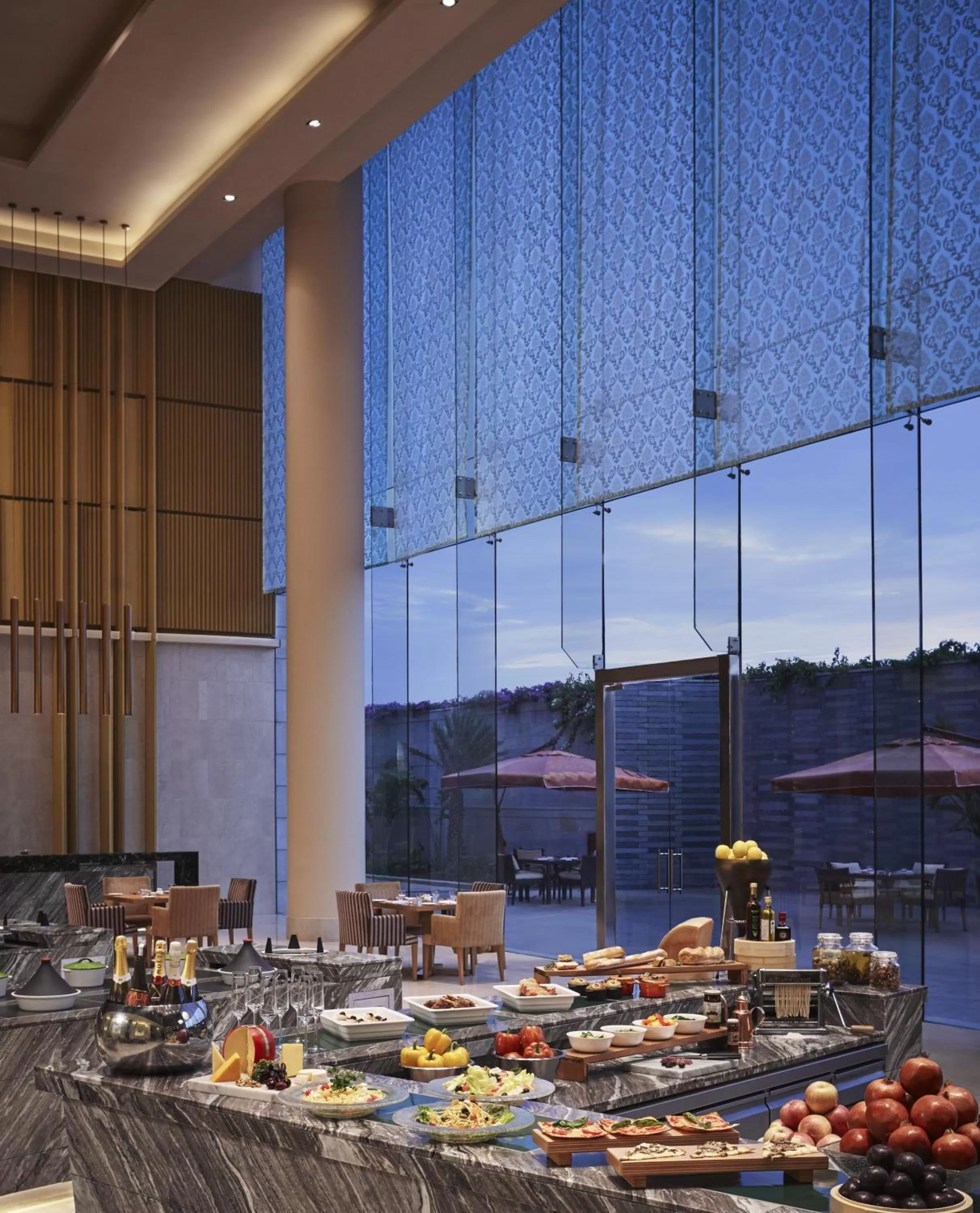 Restaurant/places to eat in Taj Bangalore