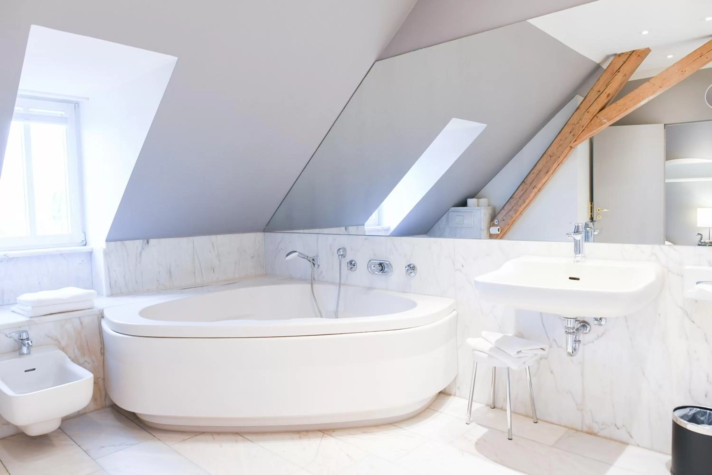 Bathroom in Hotel Bamberger Hof Bellevue