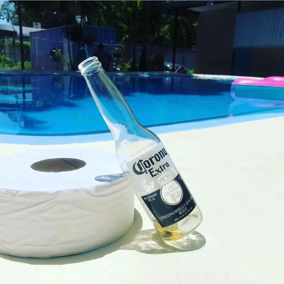 Swimming pool in Darwin Hostel