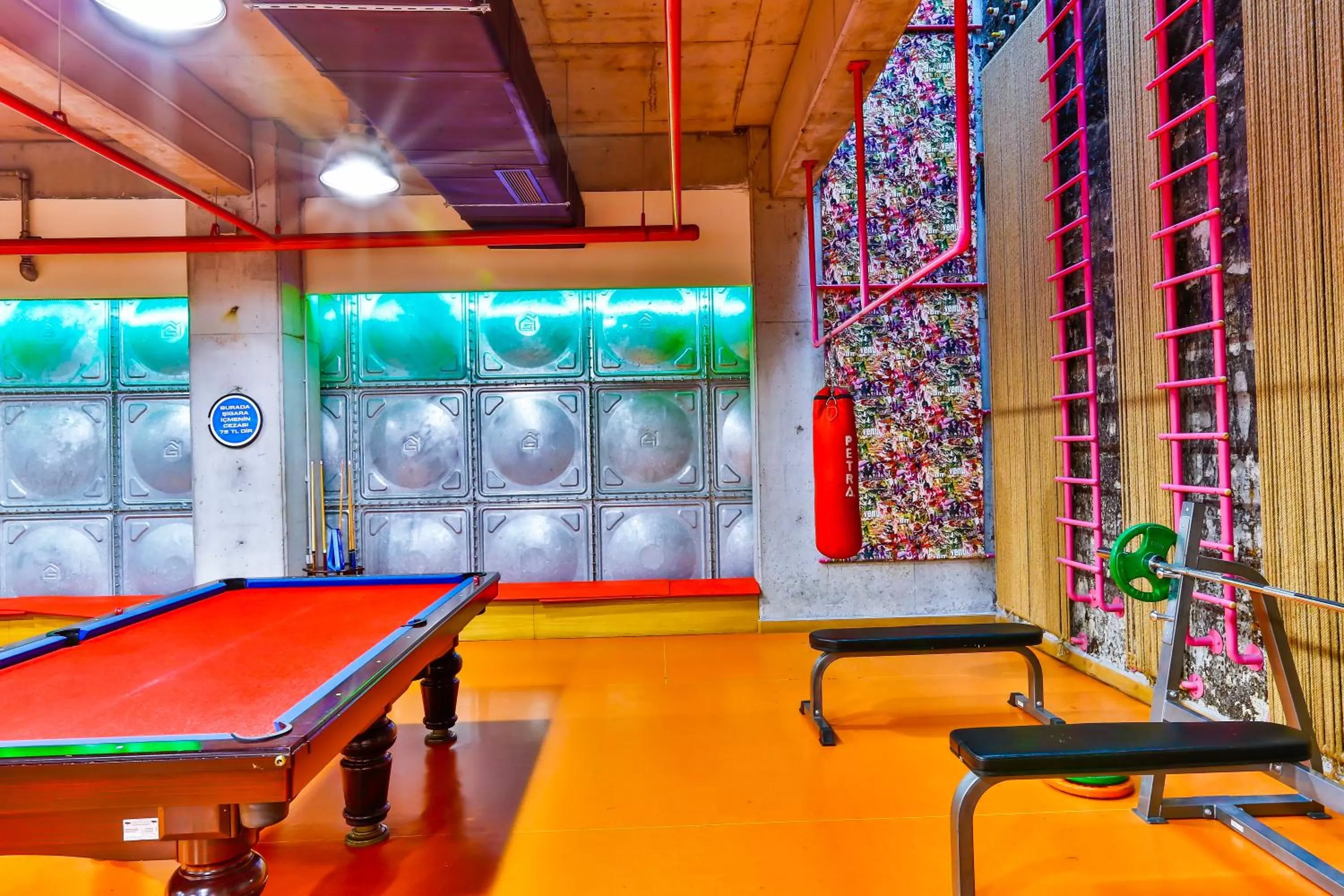 Fitness centre/facilities in Han Hotel