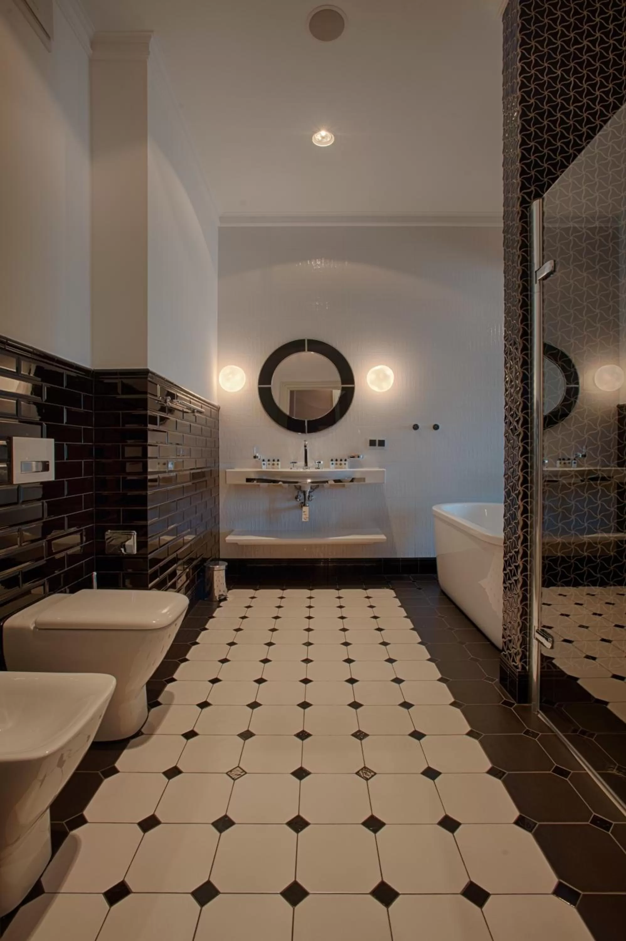 Bathroom in Relais & Châteaux Hotel Quadrille - Adults Only