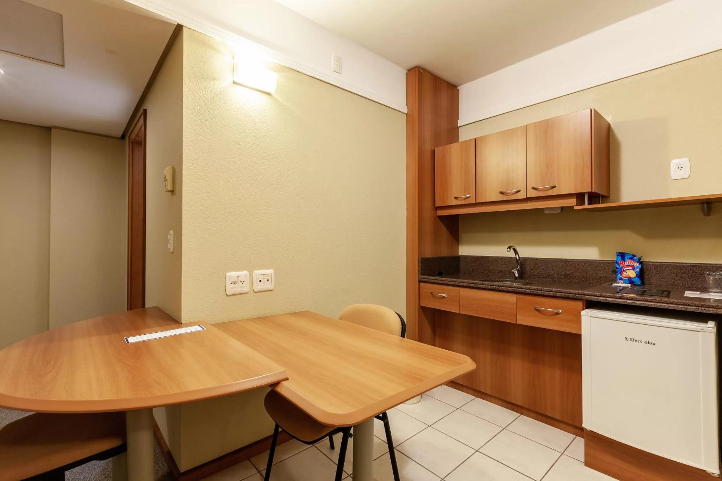 Kitchen or kitchenette in Tri Hotel Executive Caxias
