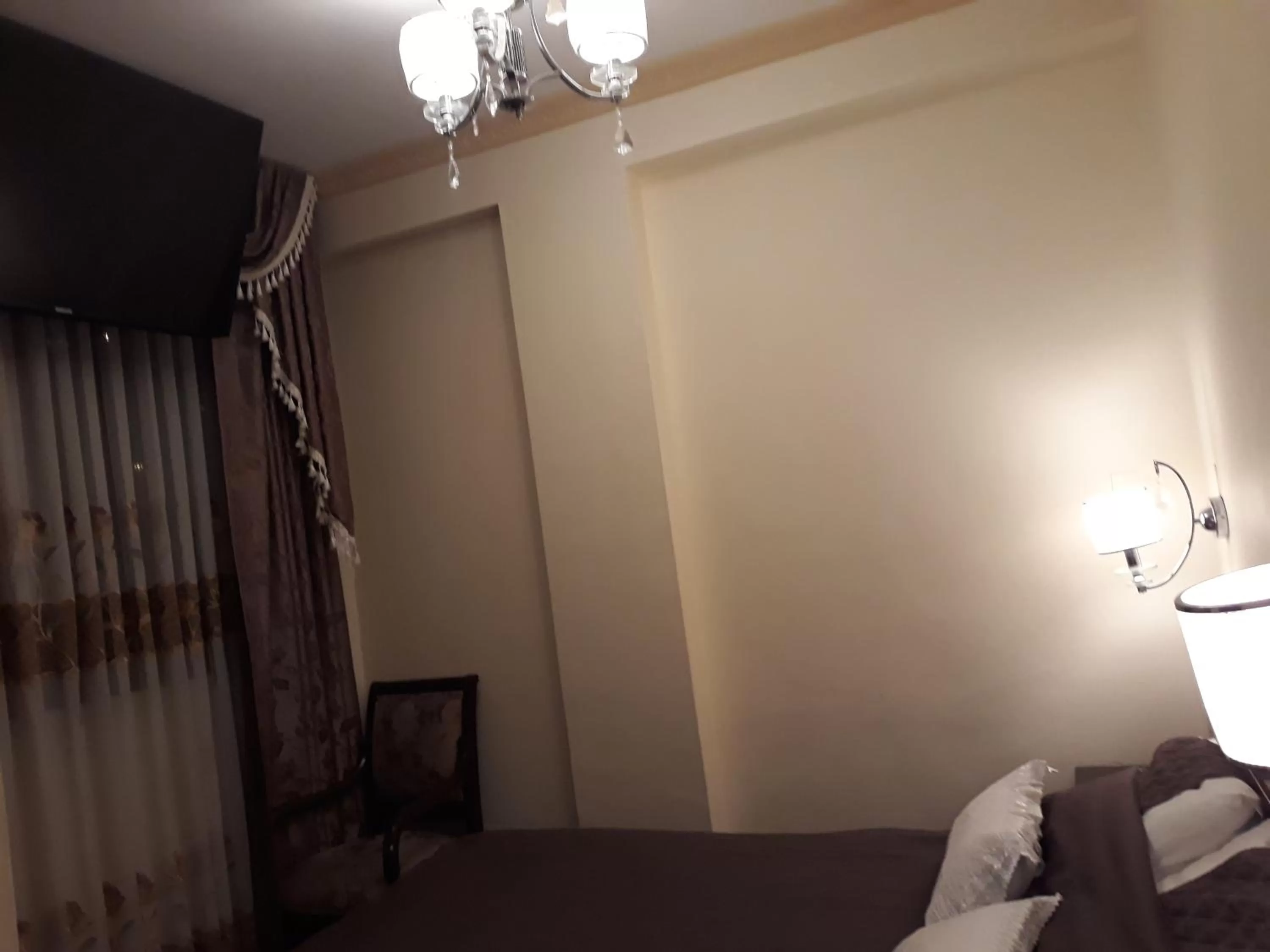 Bed in Hostal Terrabella SRL