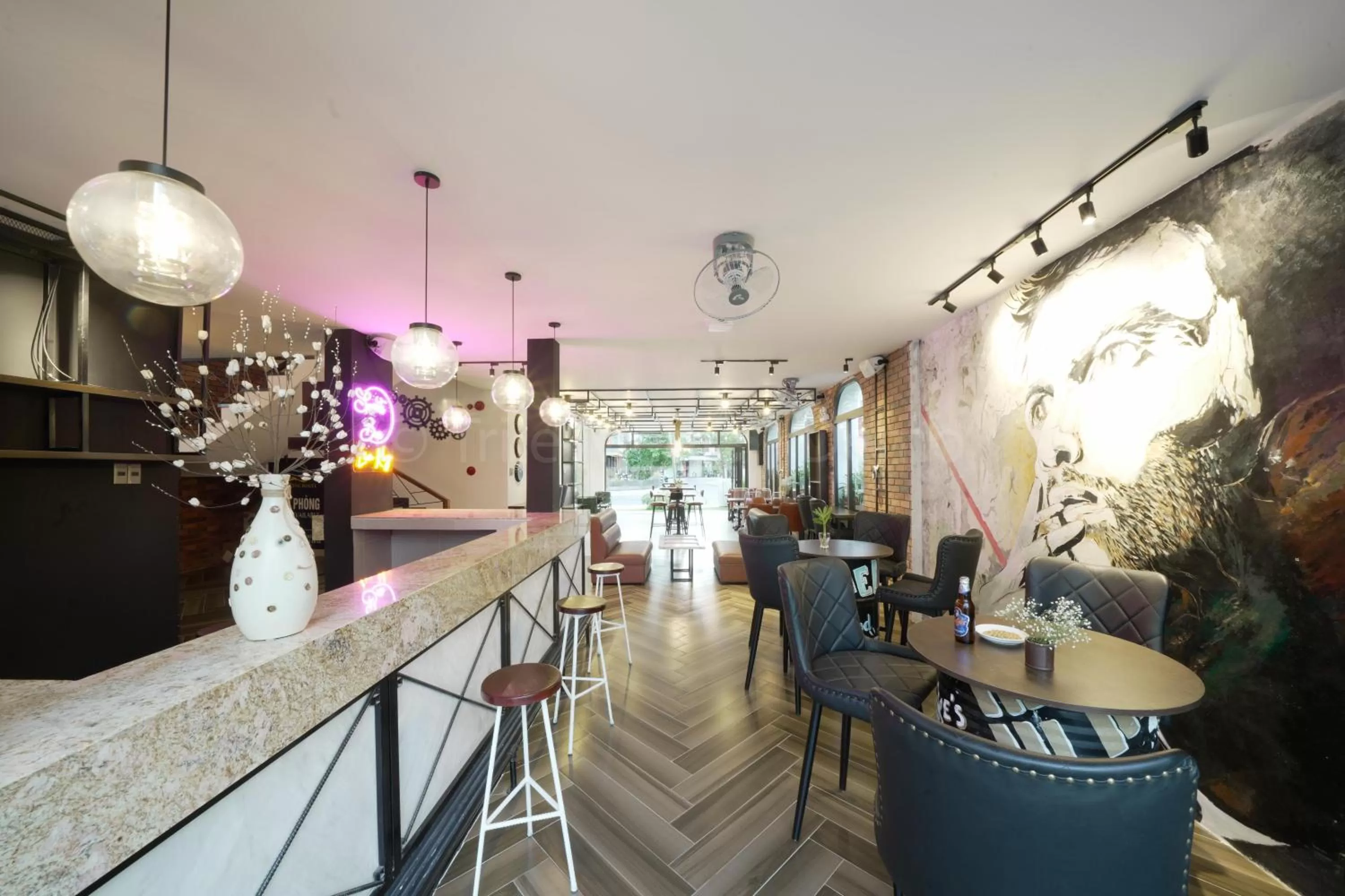 Lounge or bar in Lion King Hotel