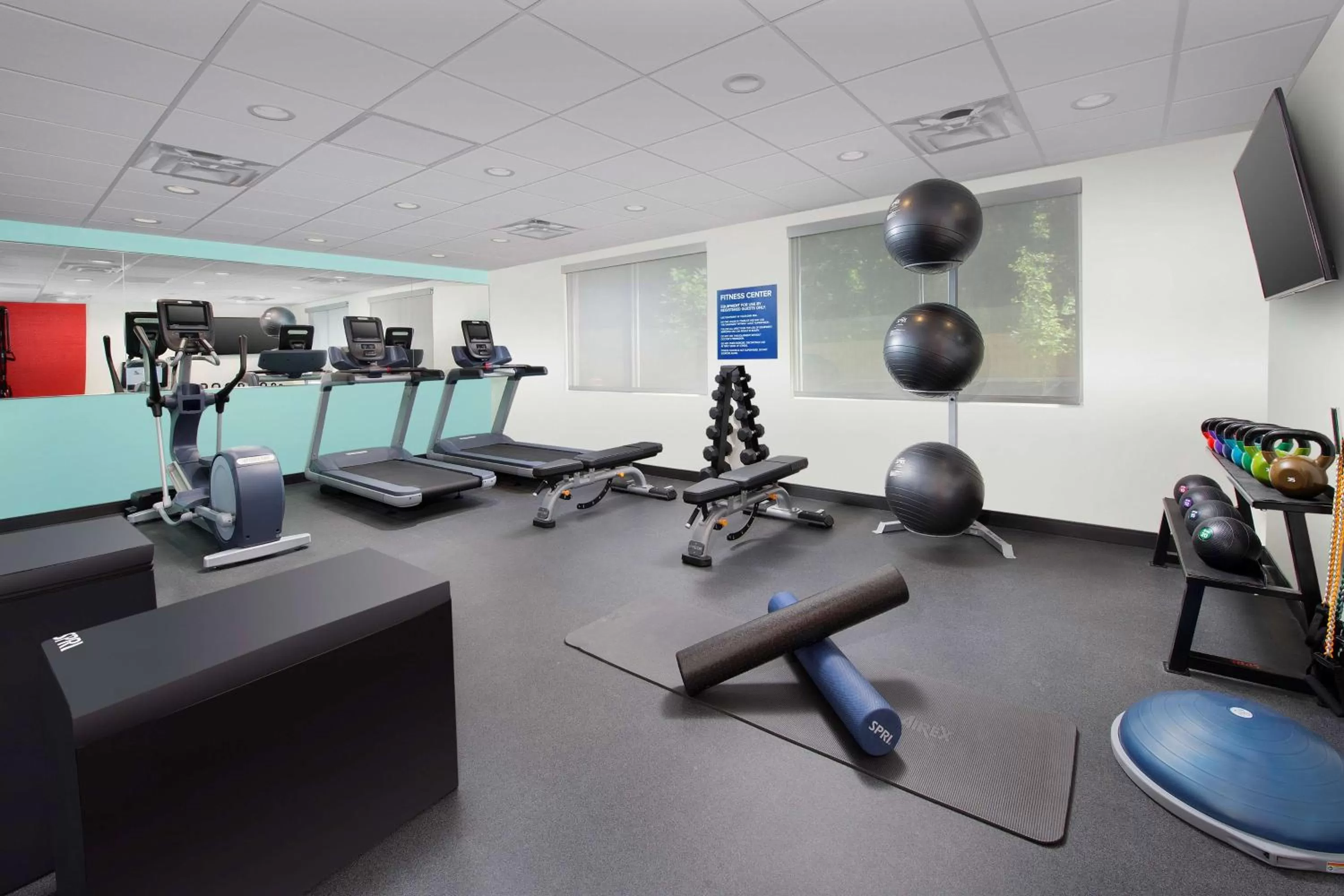 Fitness centre/facilities in Tru By Hilton Tallahassee Central