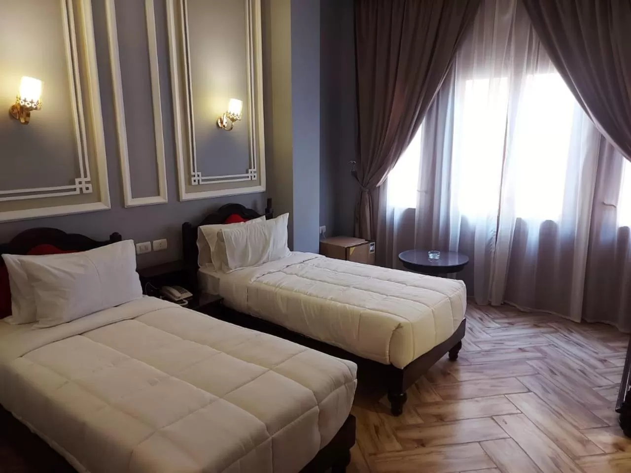 Bedroom, Bed in Cosmopolitan hotel