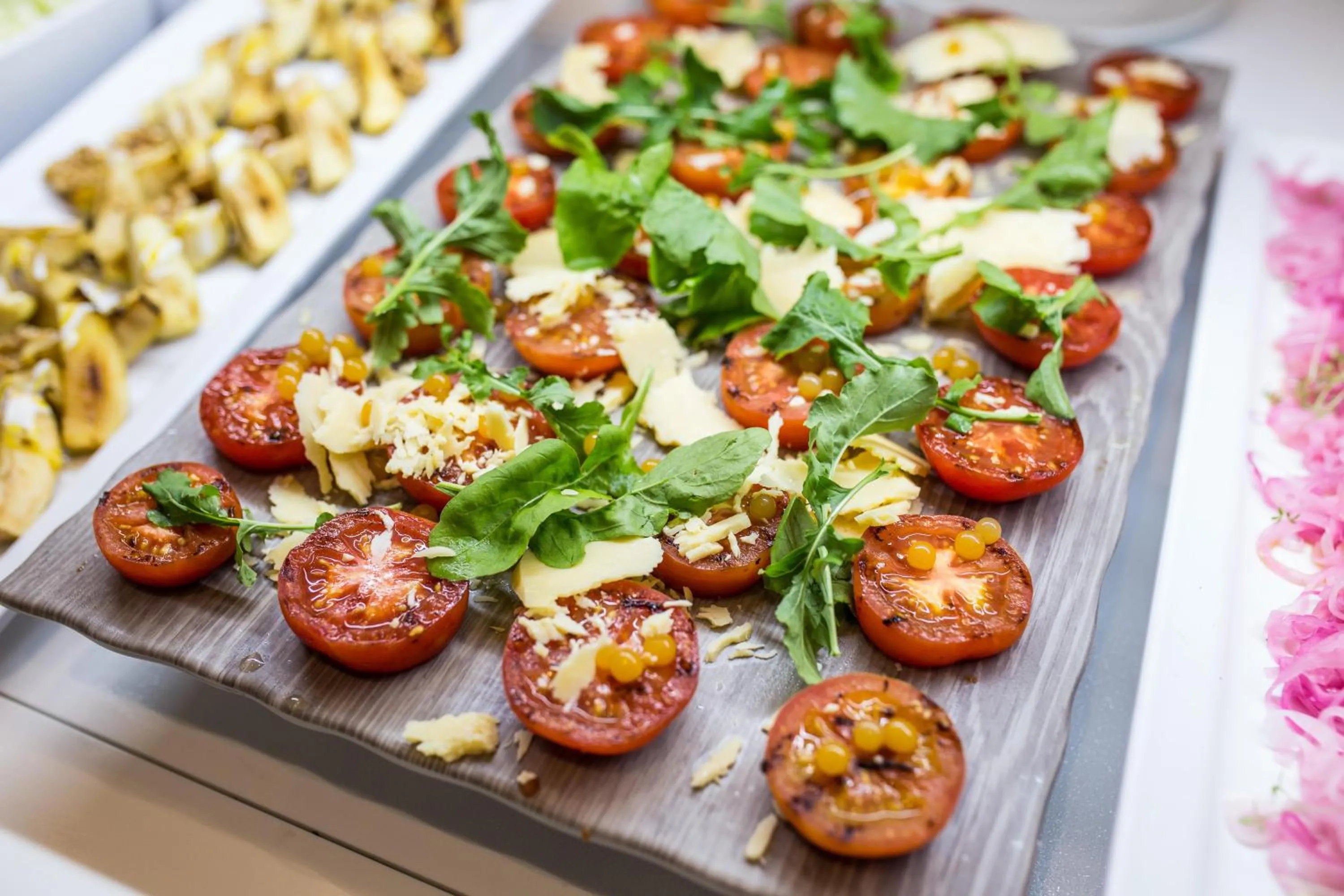 Restaurant/places to eat in The Views Oasis