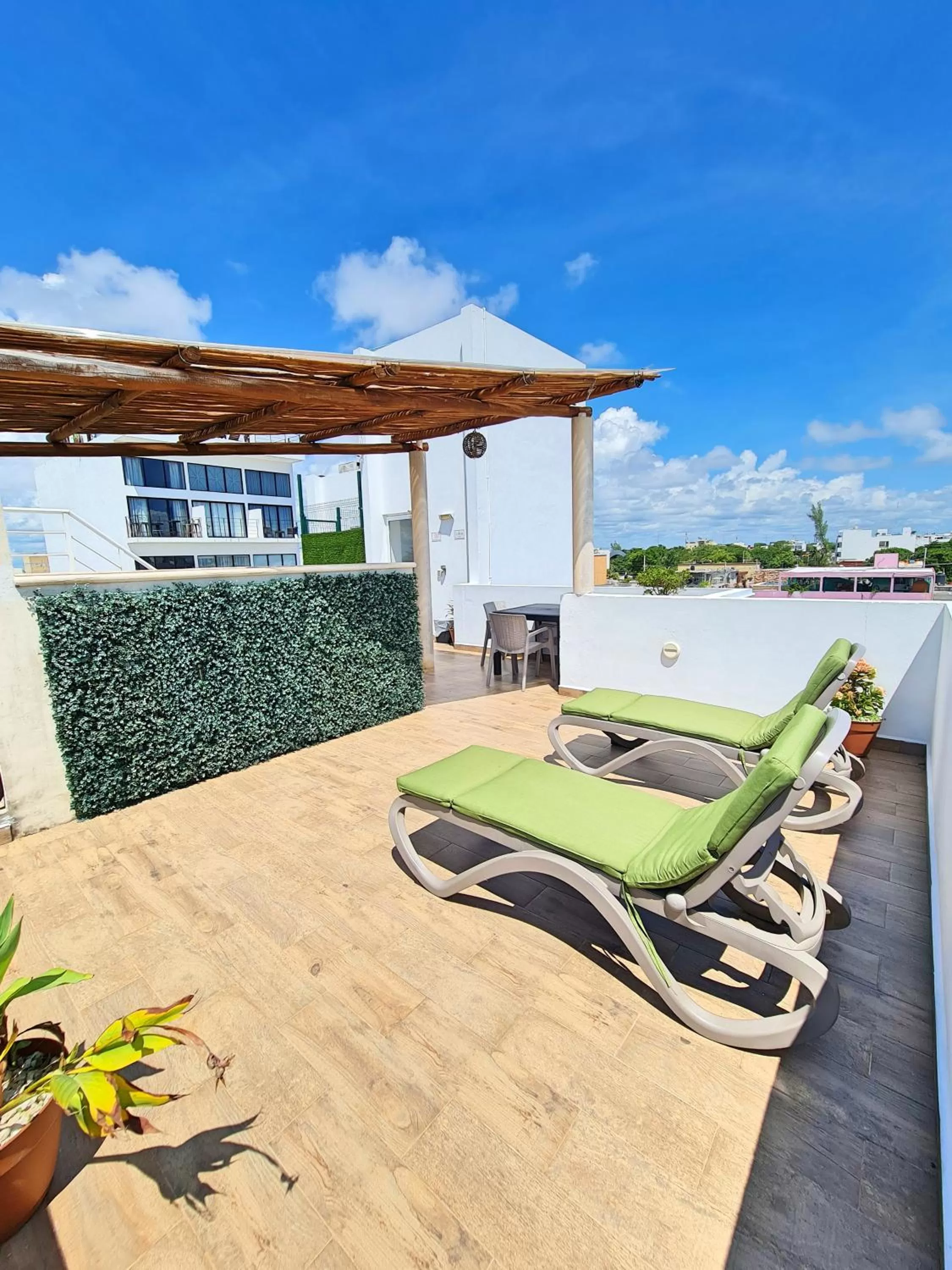 Solarium in Playa Nah