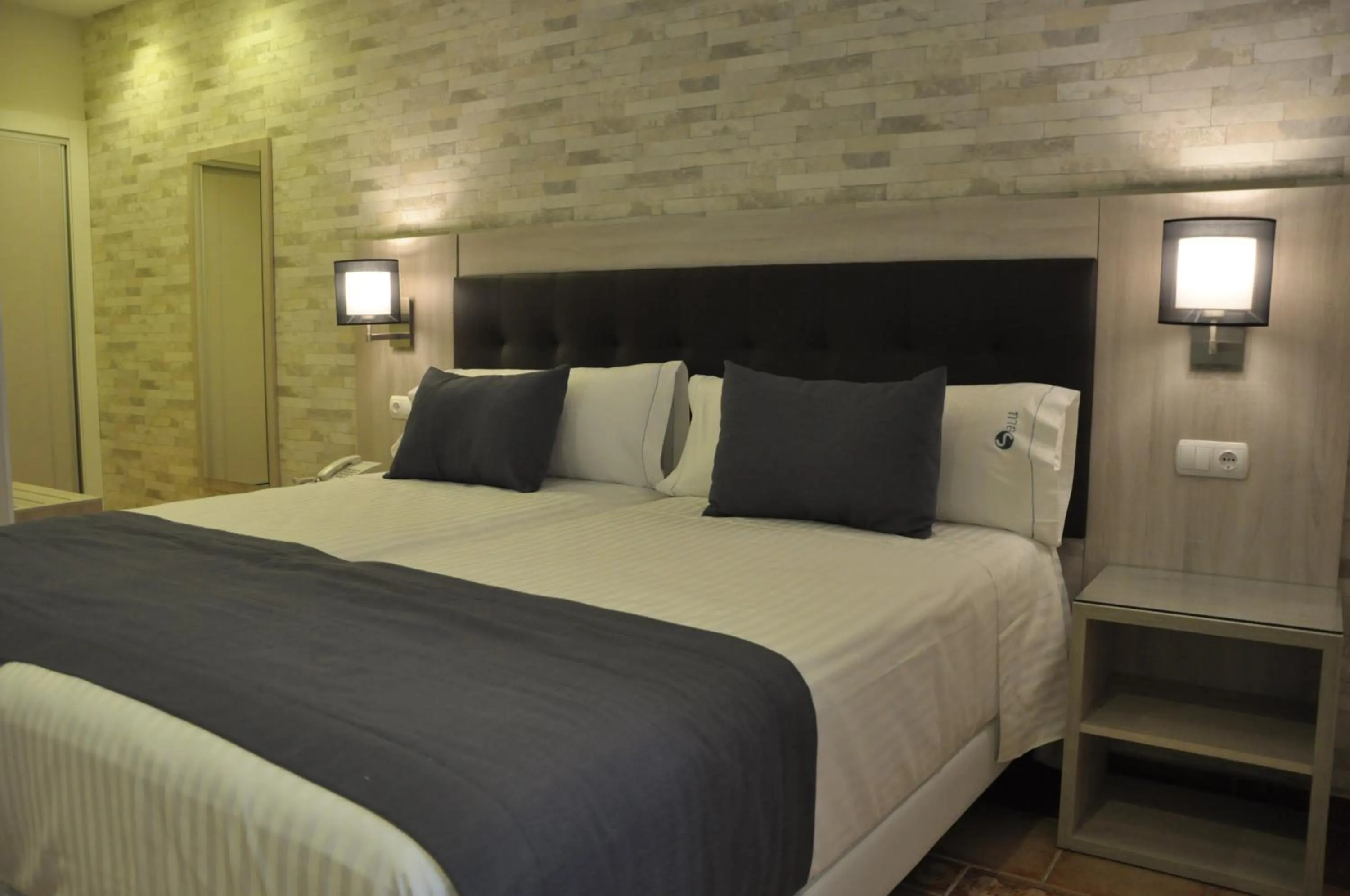 Decorative detail, Bed in Hotel Selu