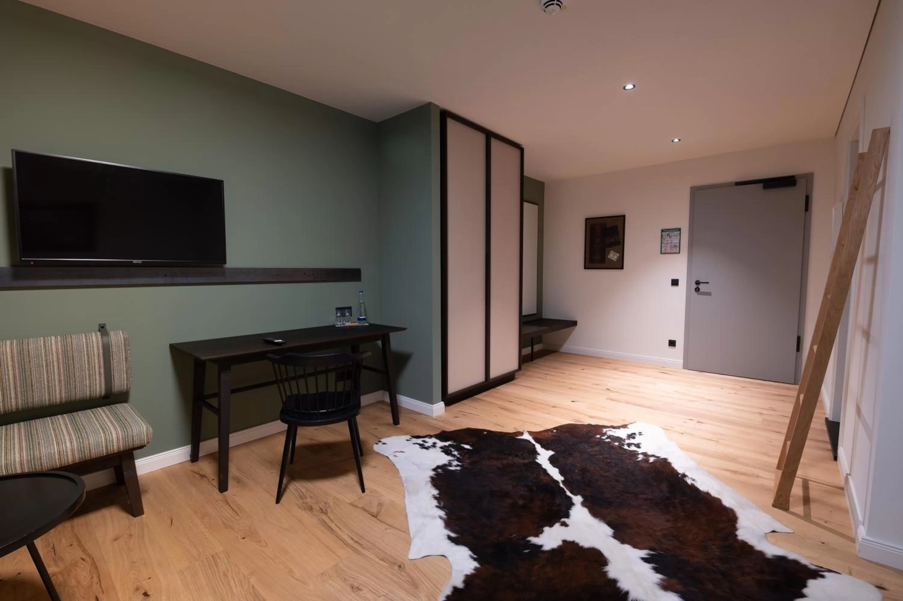 Photo of the whole room in LANDHOTEL ALTE ZOLLSTATION- Historical Building