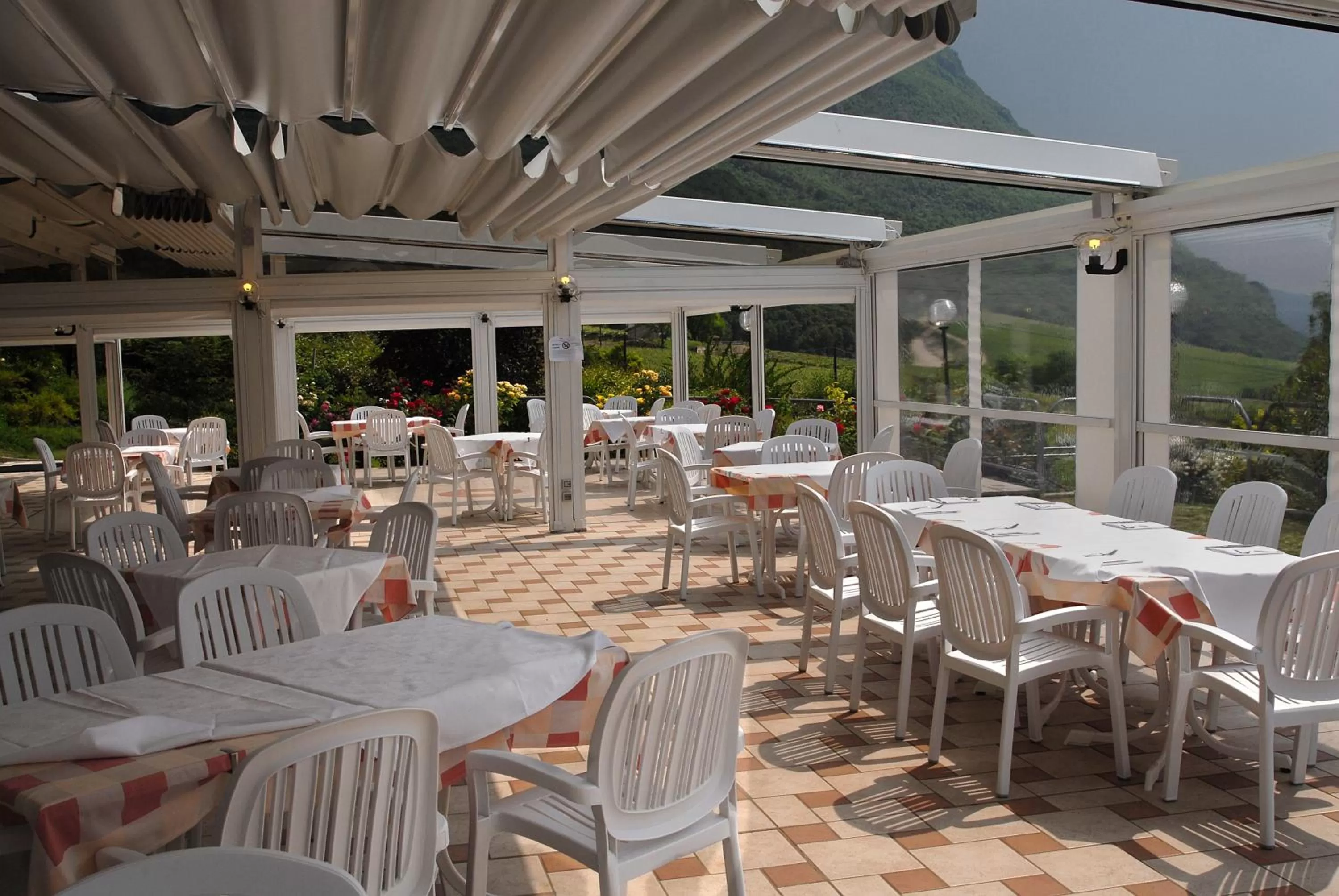 Lounge or bar in Hotel Karinhall