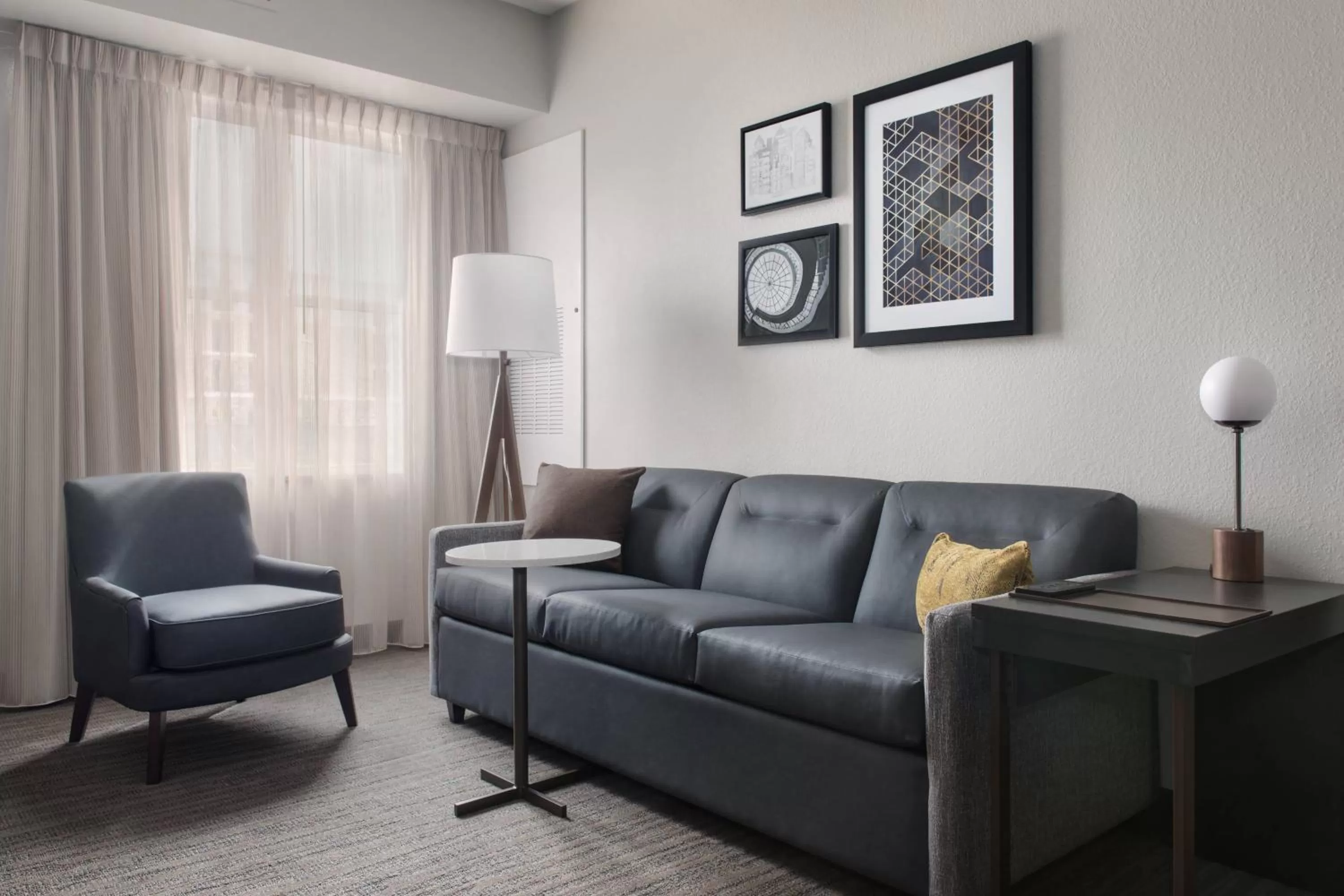 Bedroom in Residence Inn Poughkeepsie