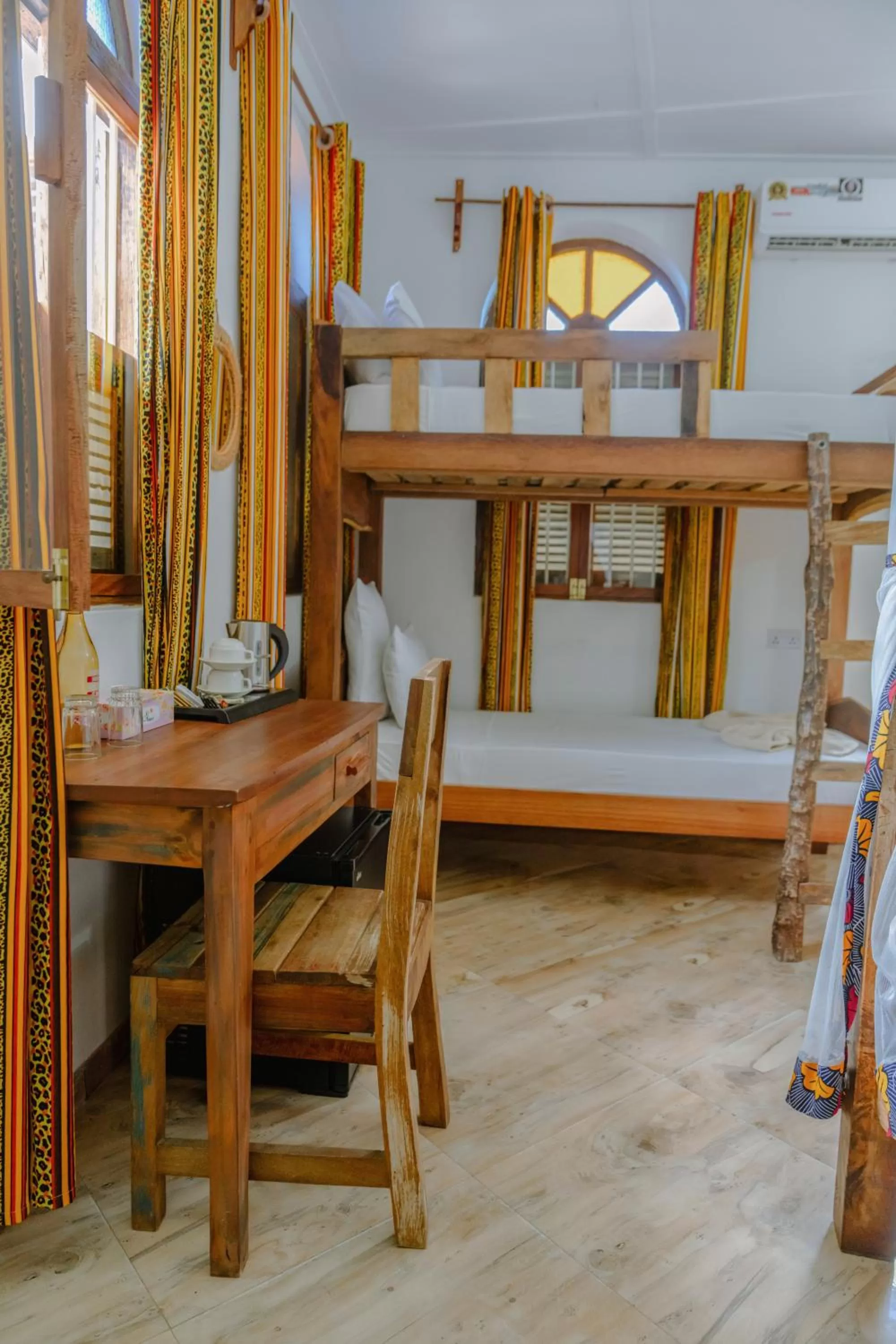 Bed in Shoki Shoki Hotel Stone Town