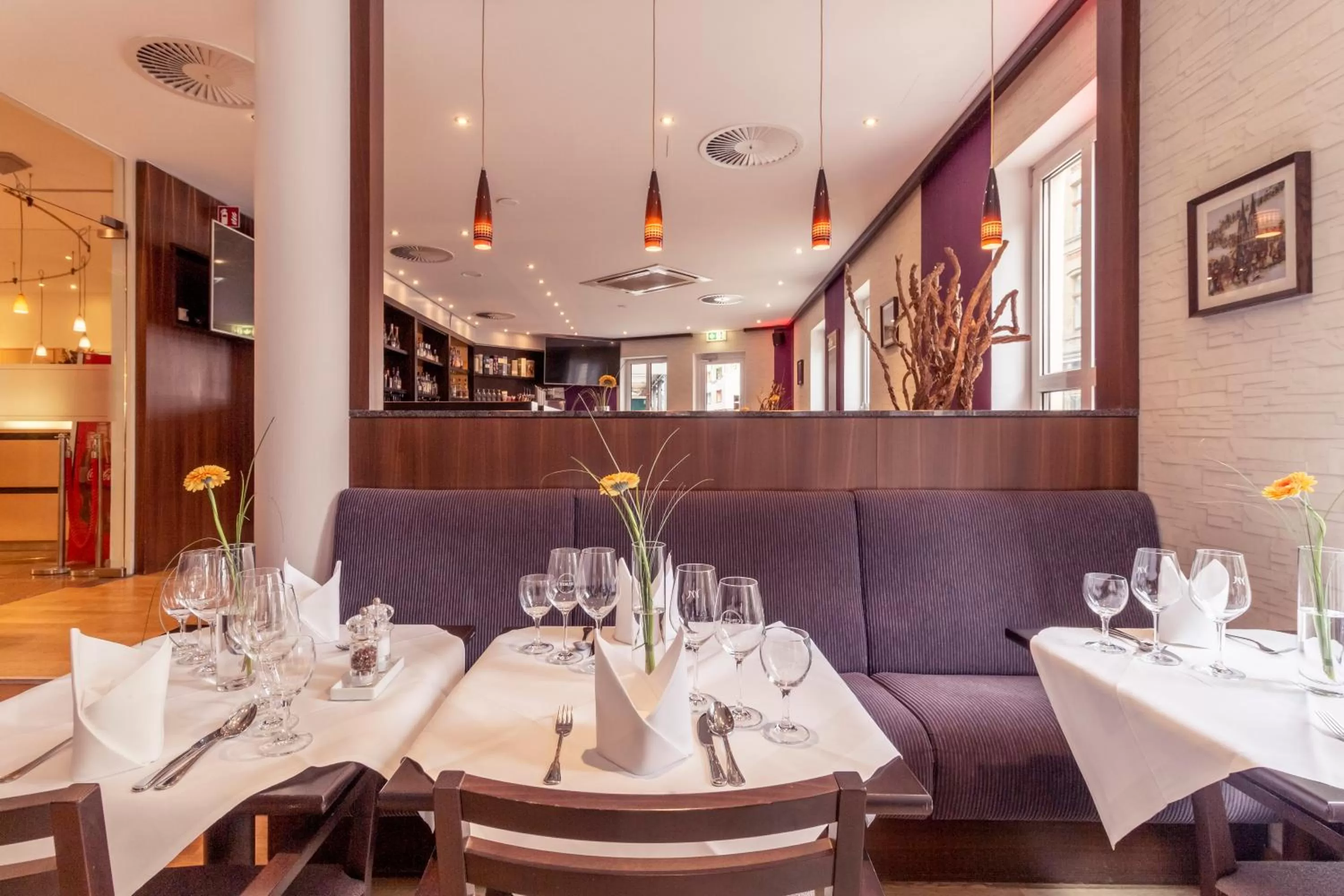 Lounge or bar in Mercure Hotel Köln City Friesenstraße