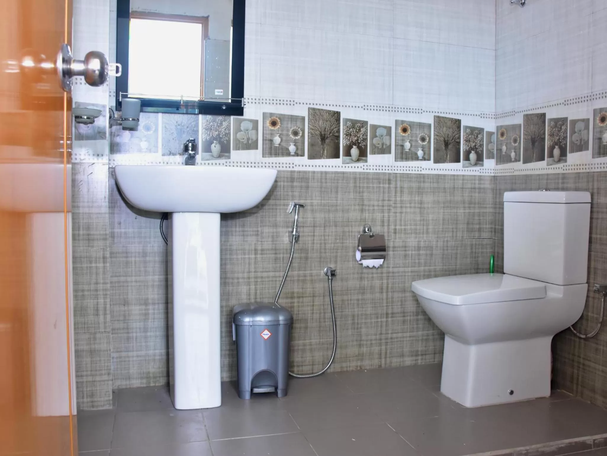 Bathroom in Ornateview Hotel