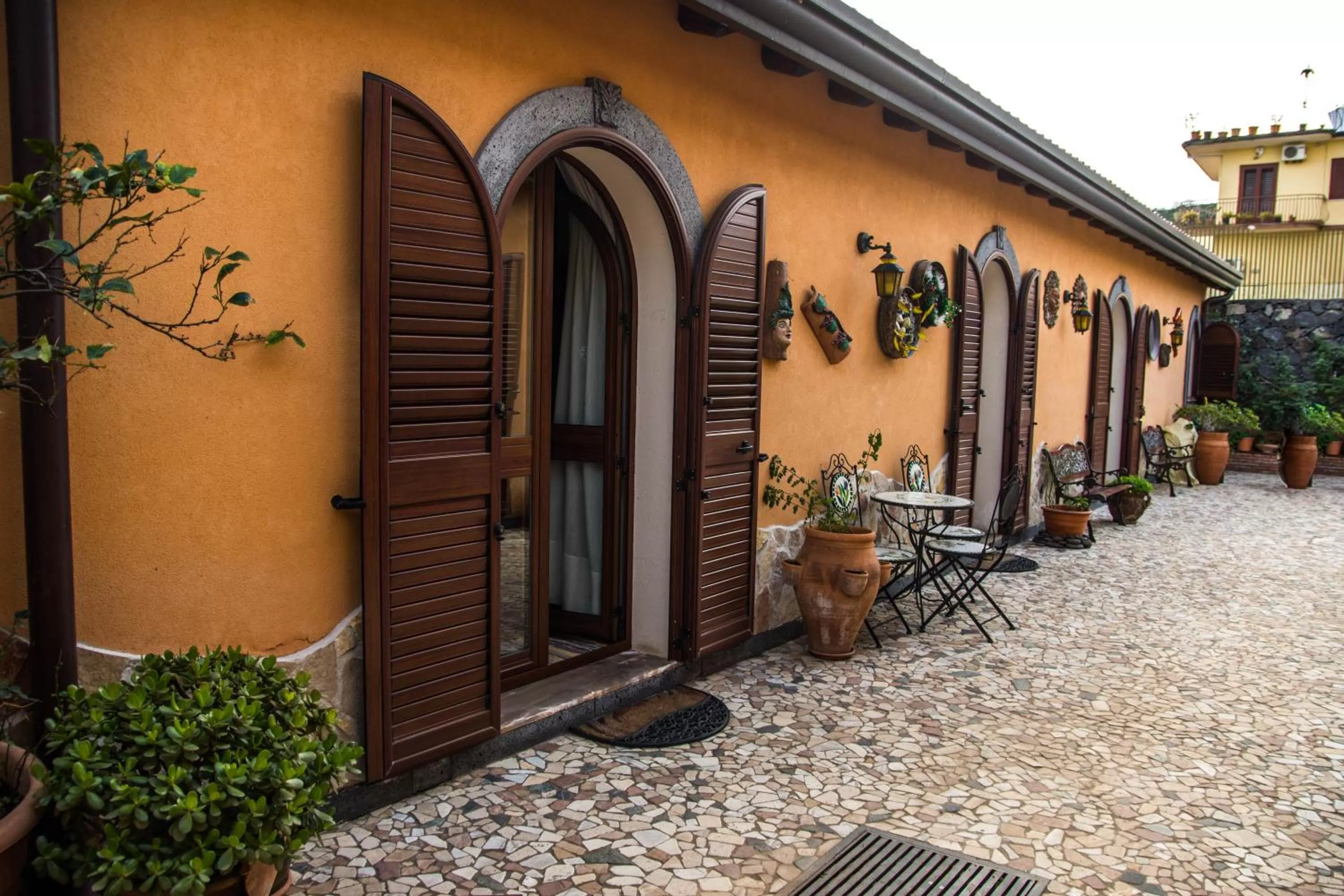 Patio in B&B Villa Liliya