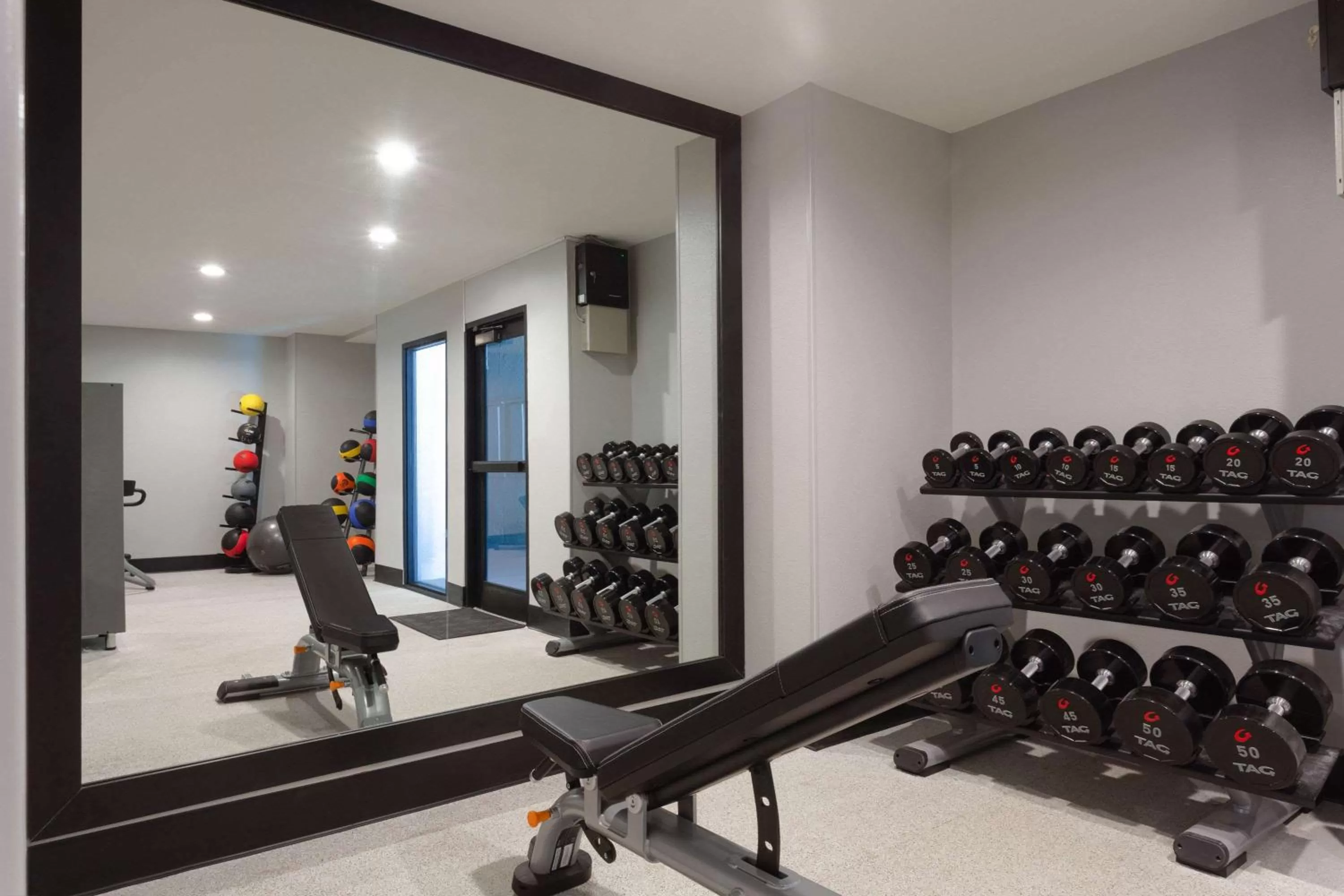 Fitness centre/facilities in La Quinta by Wyndham Ft. Myers - Sanibel Gateway