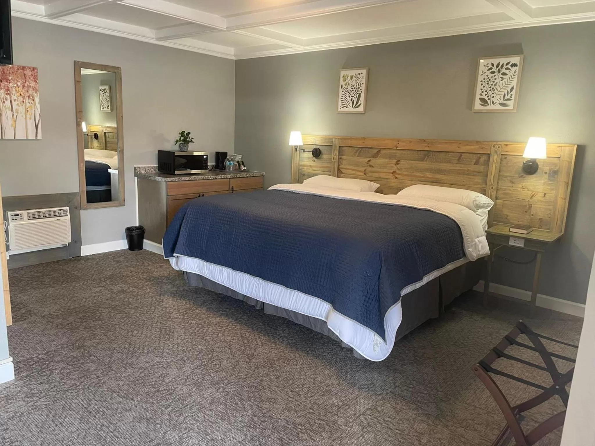 Bed in BlueGem Motel