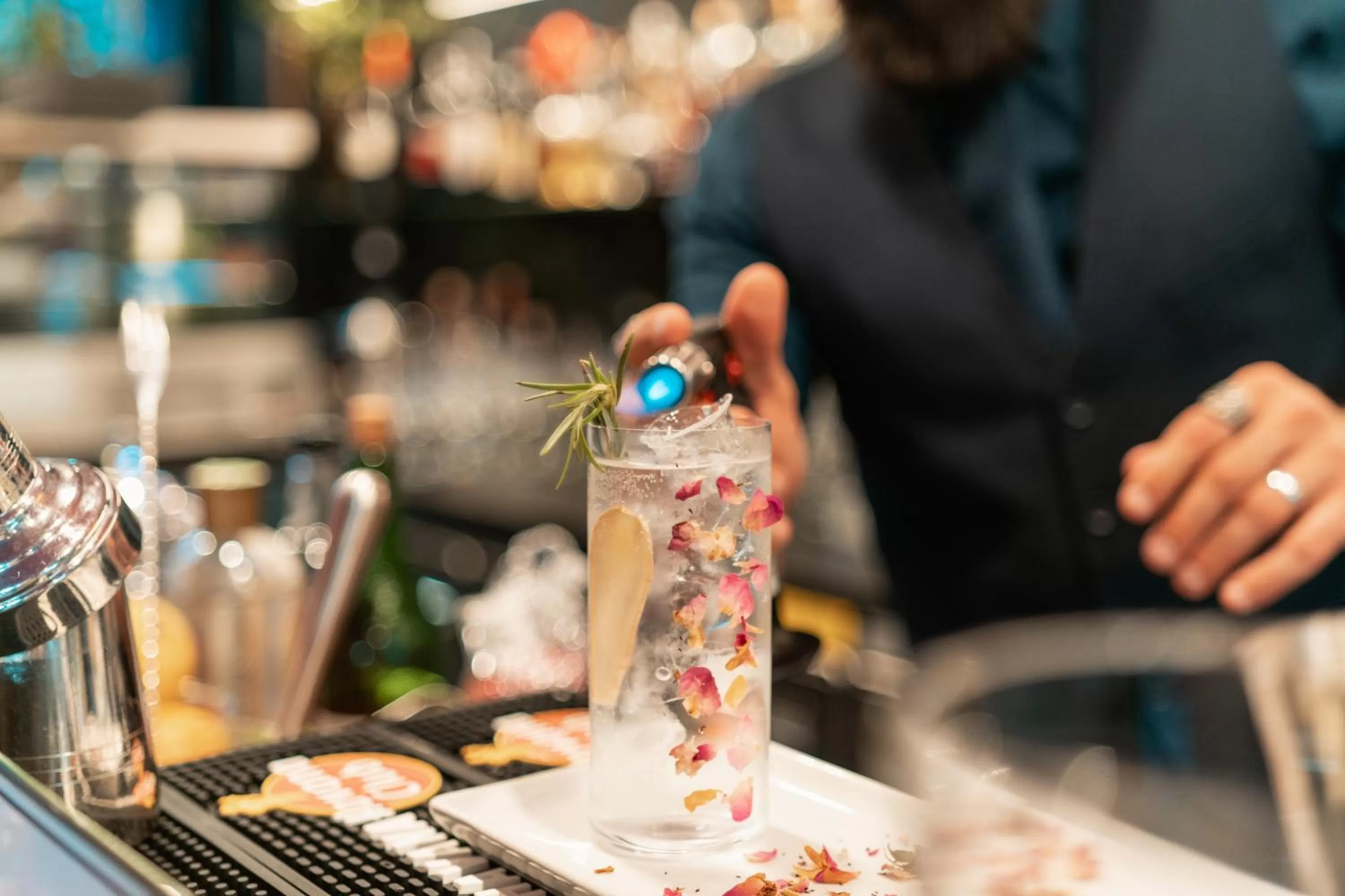 Lounge or bar in Collini Rooms, WorldHotels Crafted