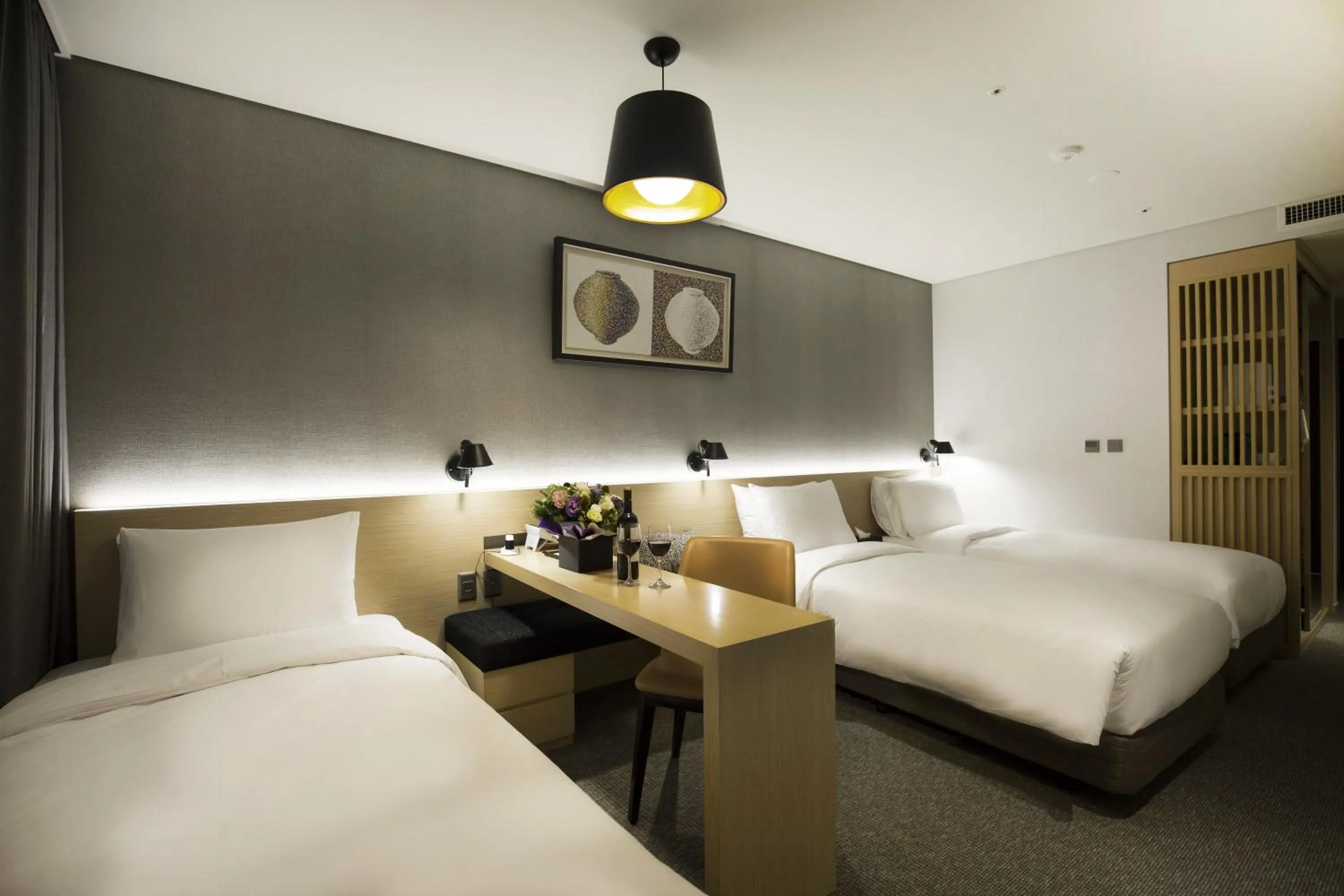Photo of the whole room, Bed in Arirang Hill Hotel Dongdaemun