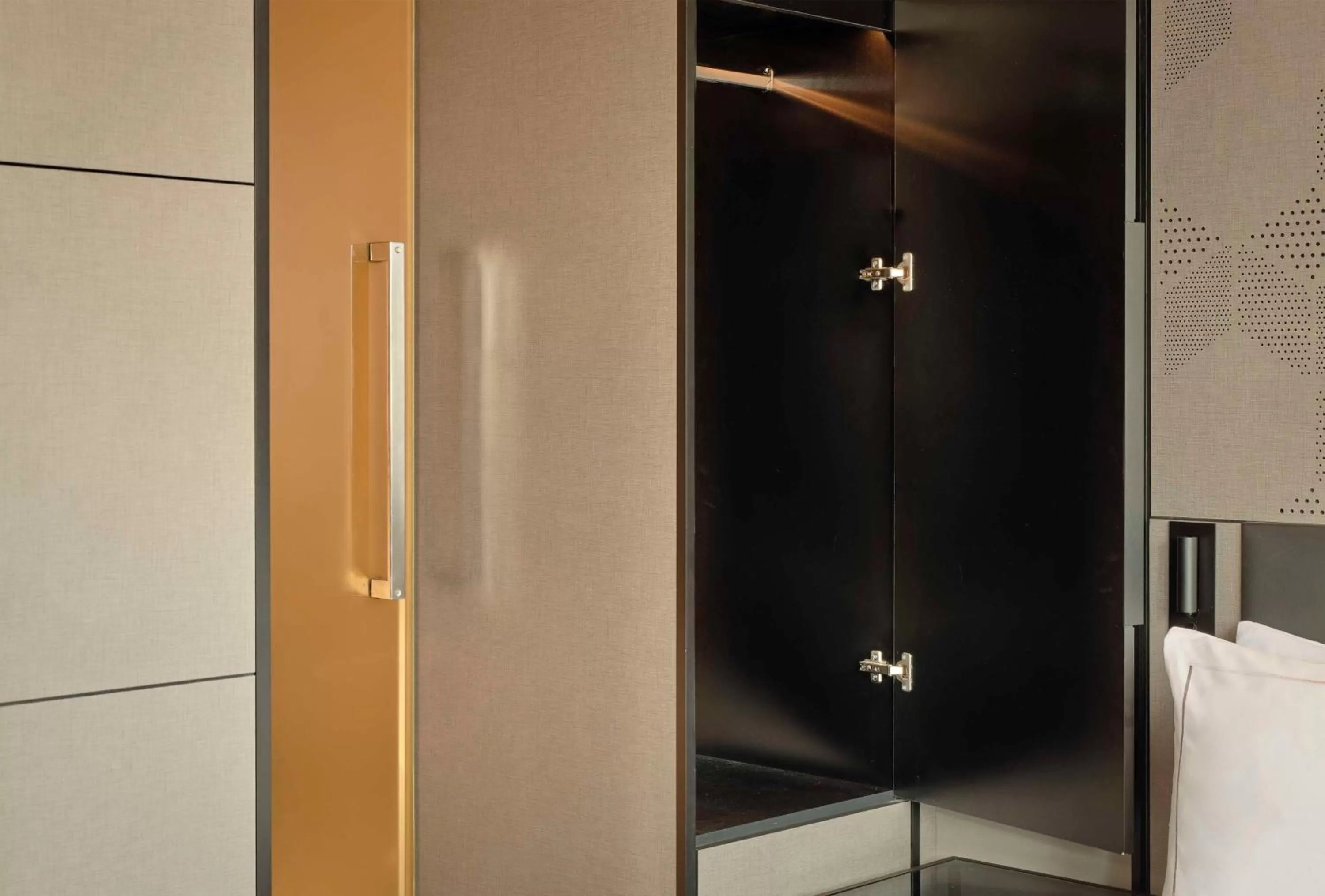 Bedroom, Bed in Park Plaza Vondelpark Amsterdam