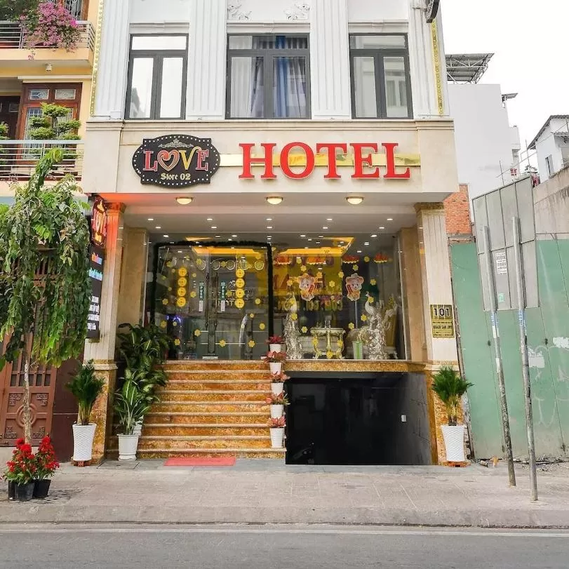 Facade/entrance in Love Hotel Airport