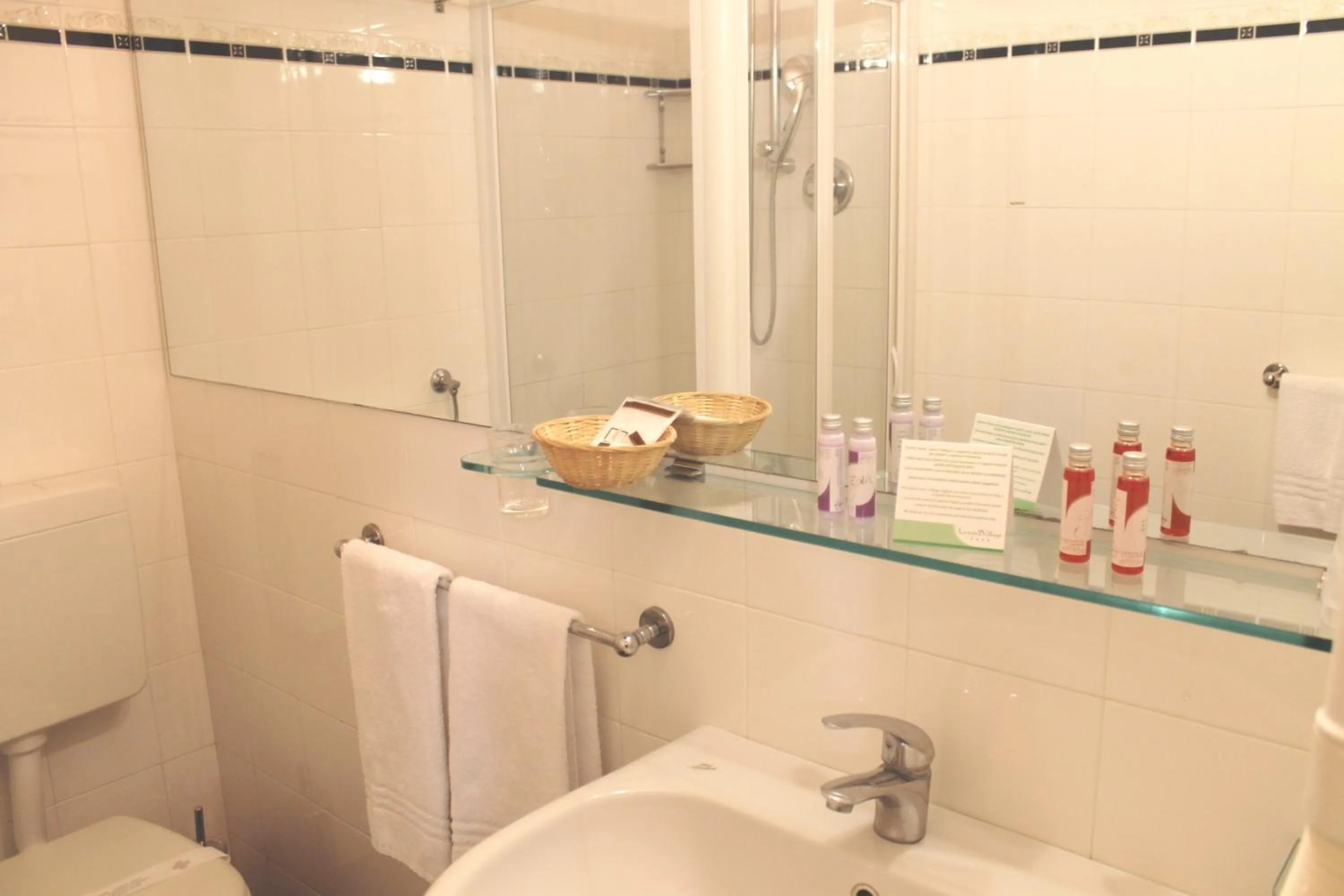 Bathroom in Loano 2 Village