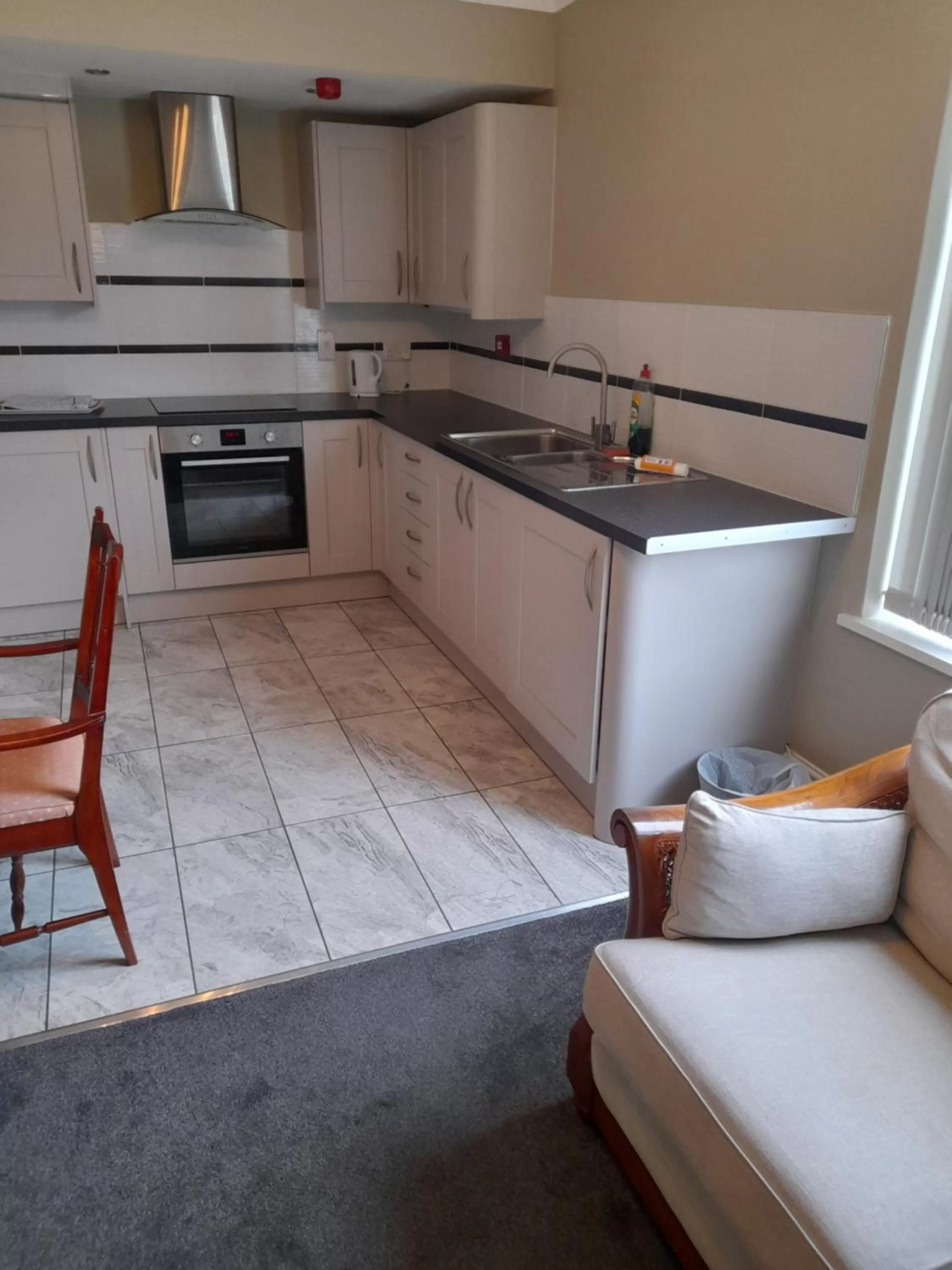 Kitchen or kitchenette in Black Bull Inn