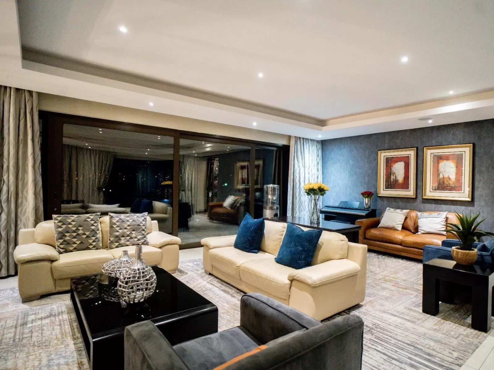 Living room in One O Eight Boutique Hotel